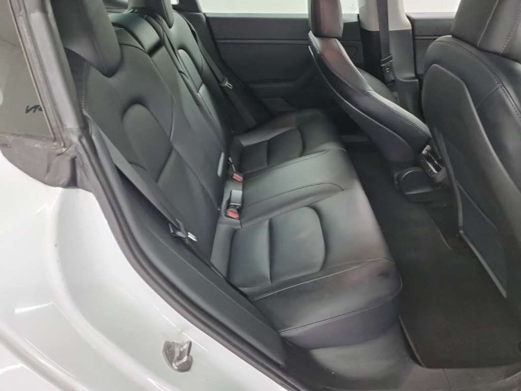 Tesla Model 3 Facelift DualMotor Long Range AWD - Image 46