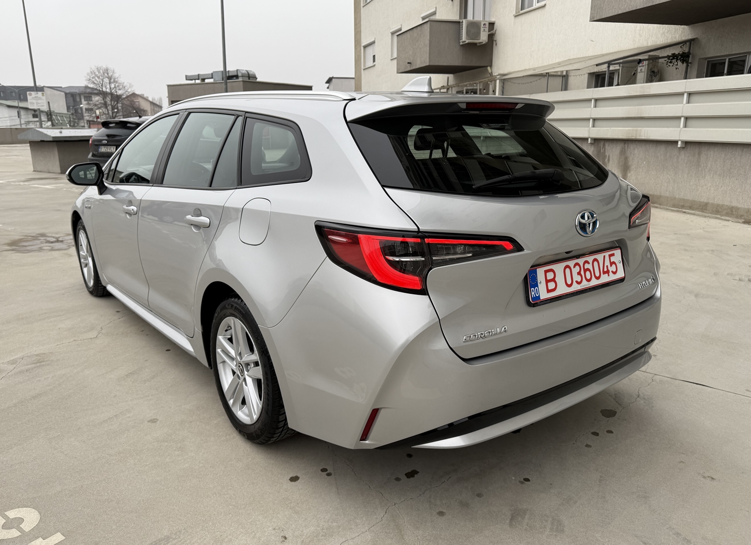 Toyota Corolla Touring Sports Hybrid - Image 4