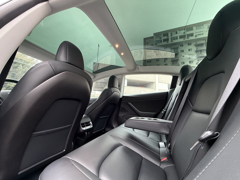 Tesla Model 3 LongRange DualMotor - Image 4
