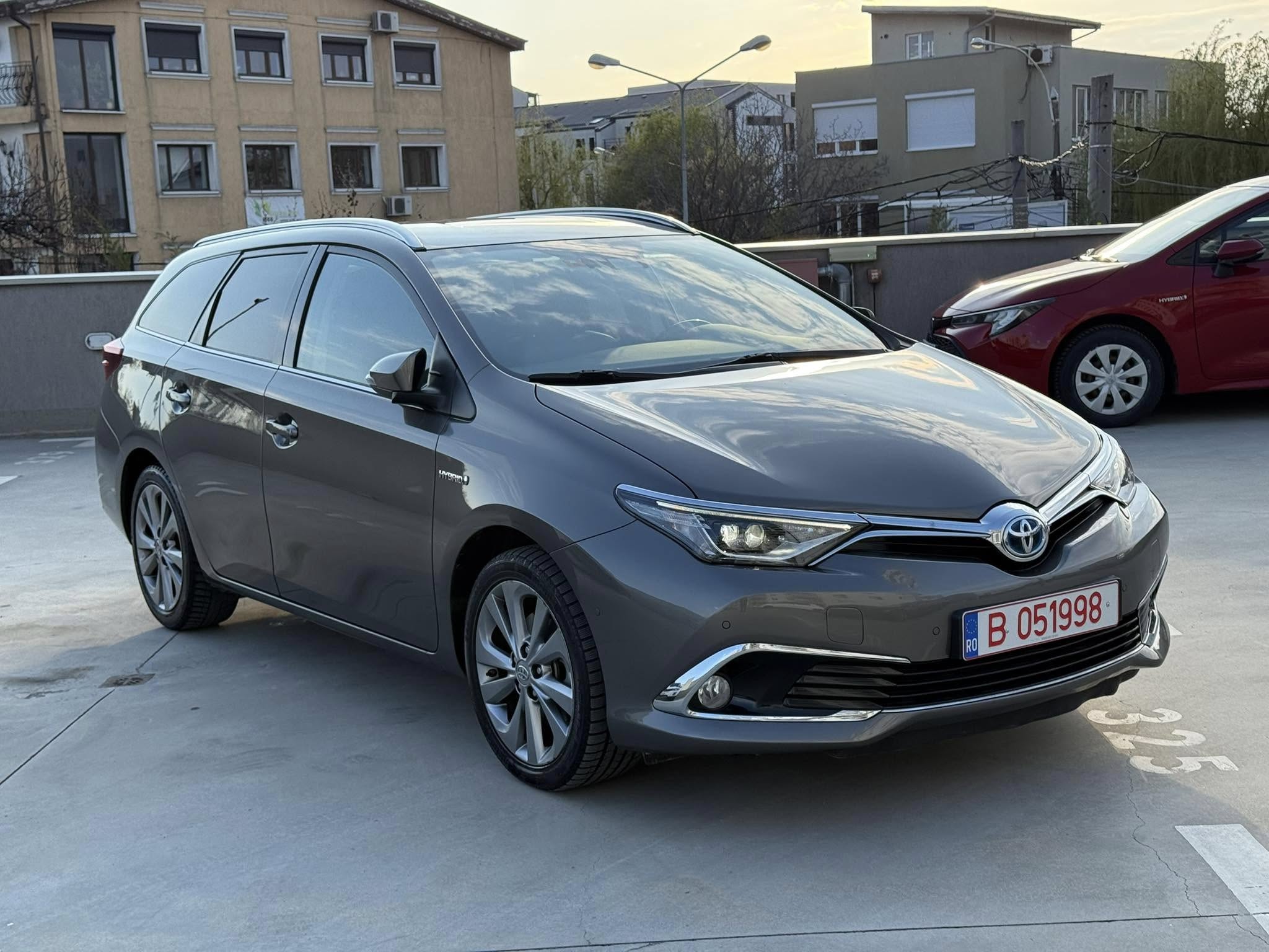 Toyota Auris 1.8 Hybrid Touring Sports