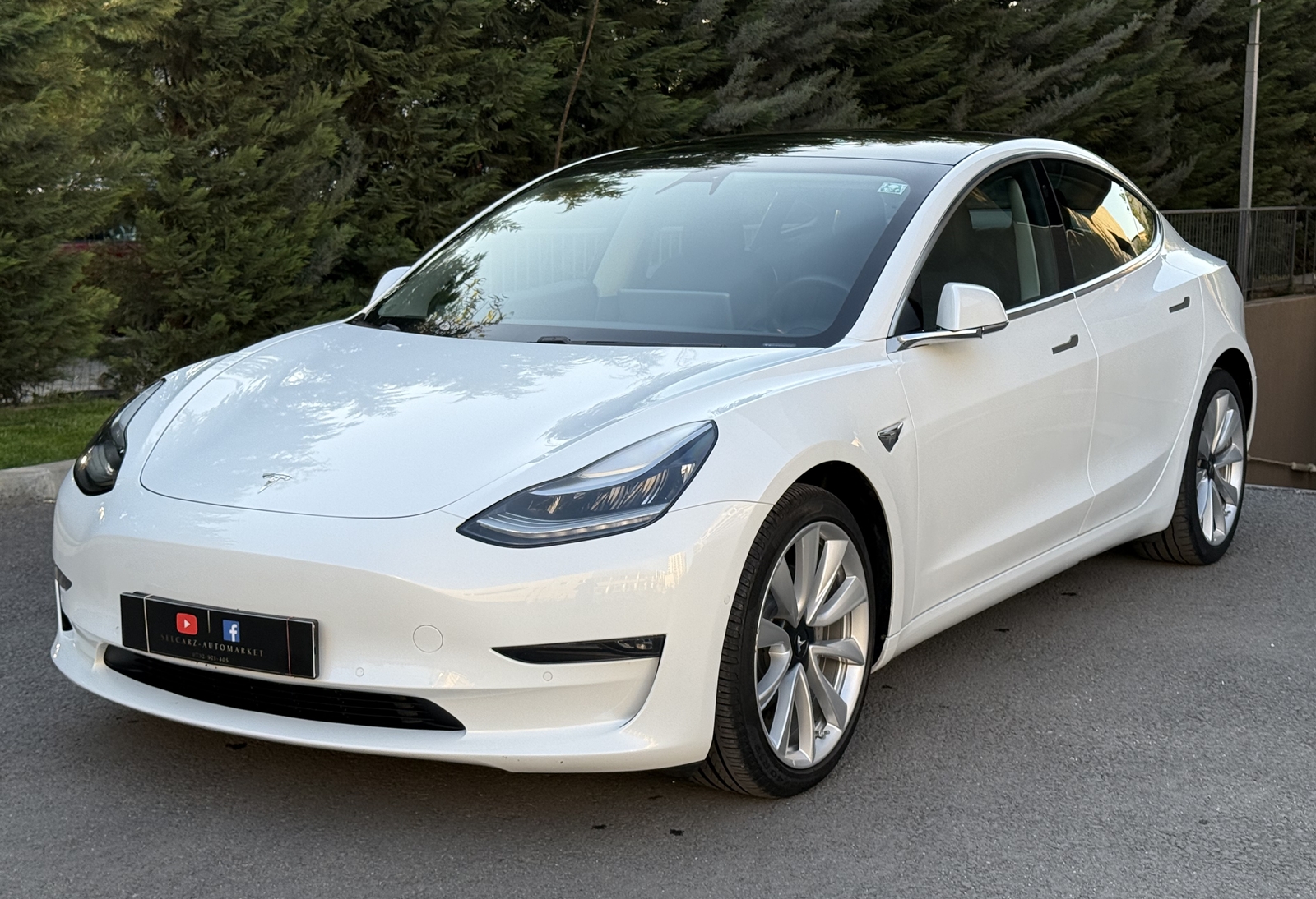 Tesla Model 3 LongRange DualMotor - Image 4