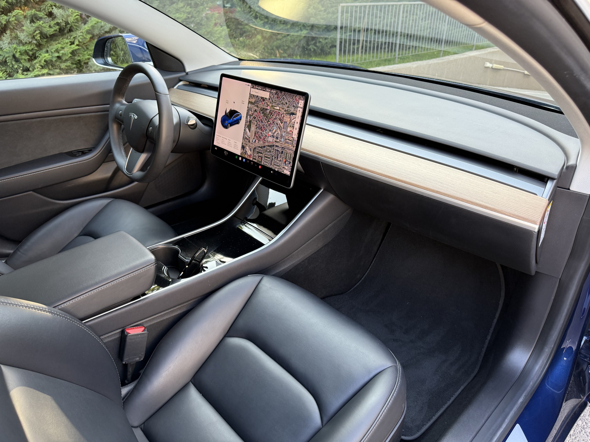 Tesla Model 3 LongRange DualMotor - Image 2