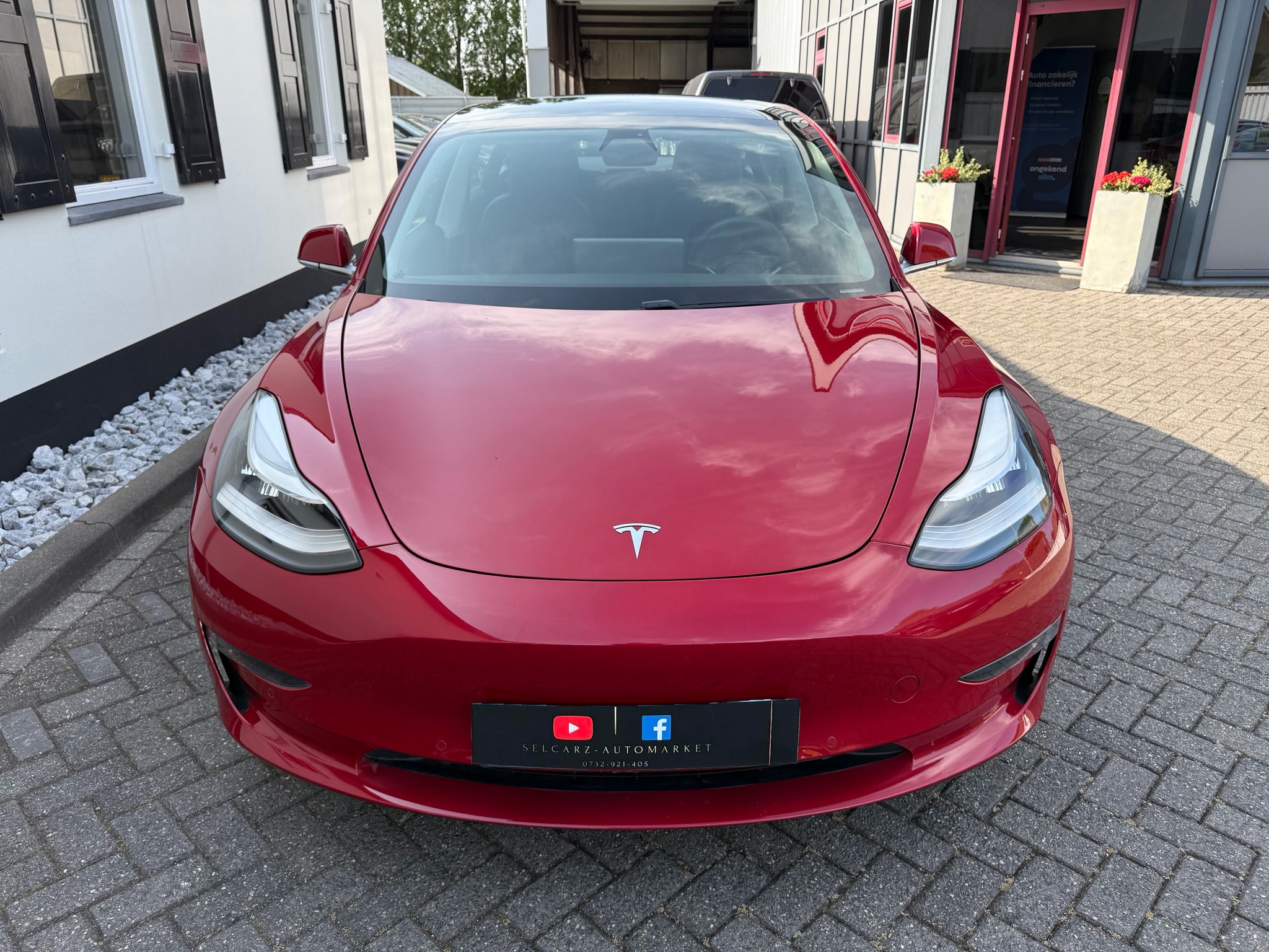 Tesla Model 3 LongRange DualMotor - Image 2
