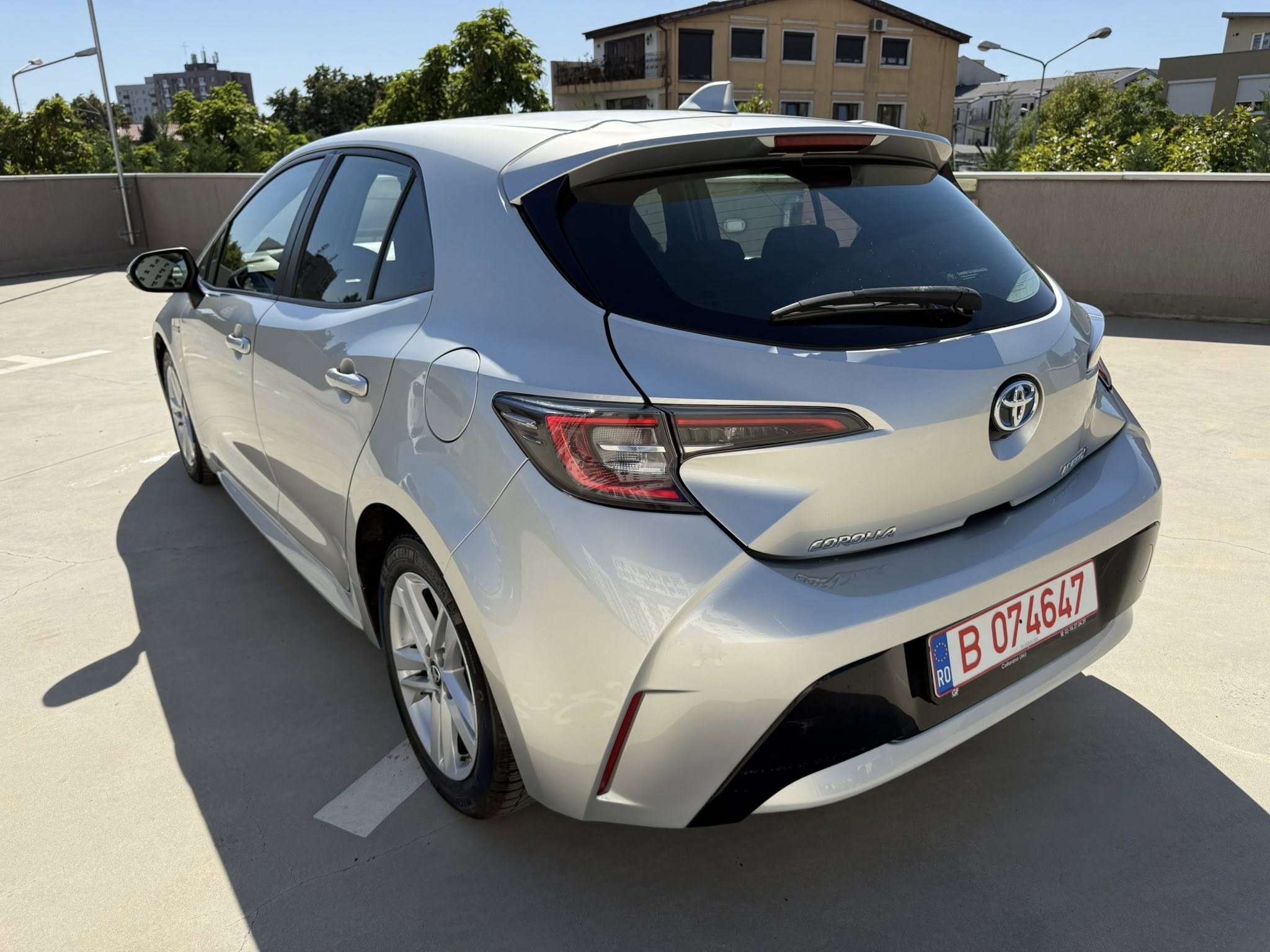 Toyota Corolla 1.8 Hybrid 122 cai - Image 2