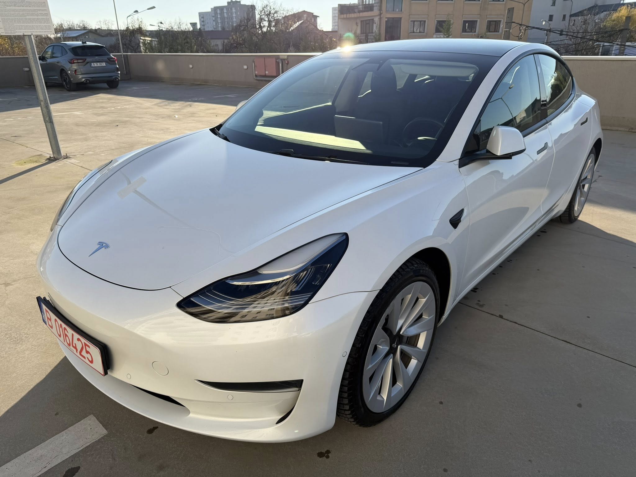 Tesla Model 3 MY 2021 facelift DualMotor LongRange AWD - Image 4