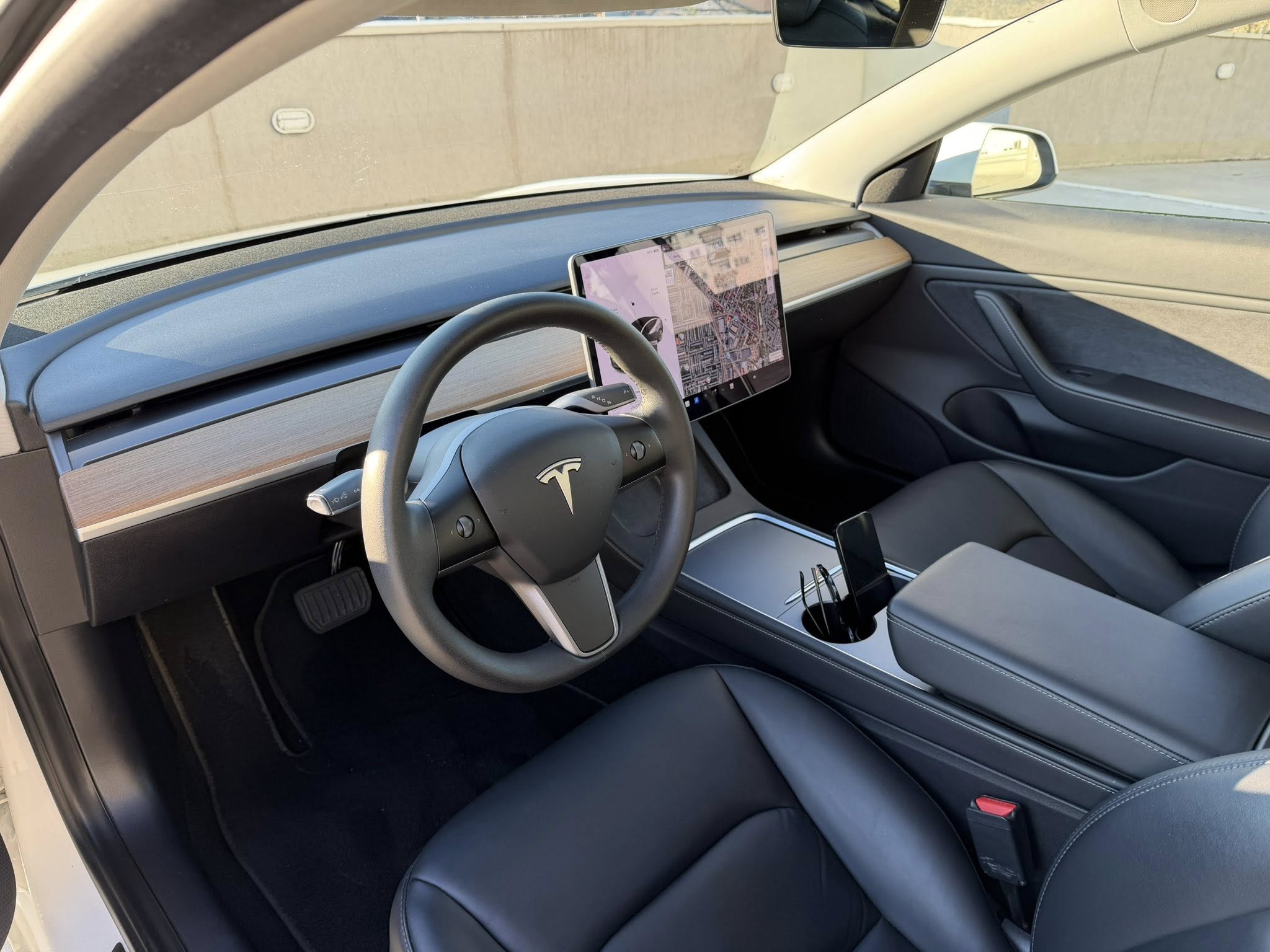 Tesla Model 3 MY 2021 facelift DualMotor LongRange AWD - Image 3