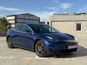 Tesla Model 3 DualMotor LongRange AWD