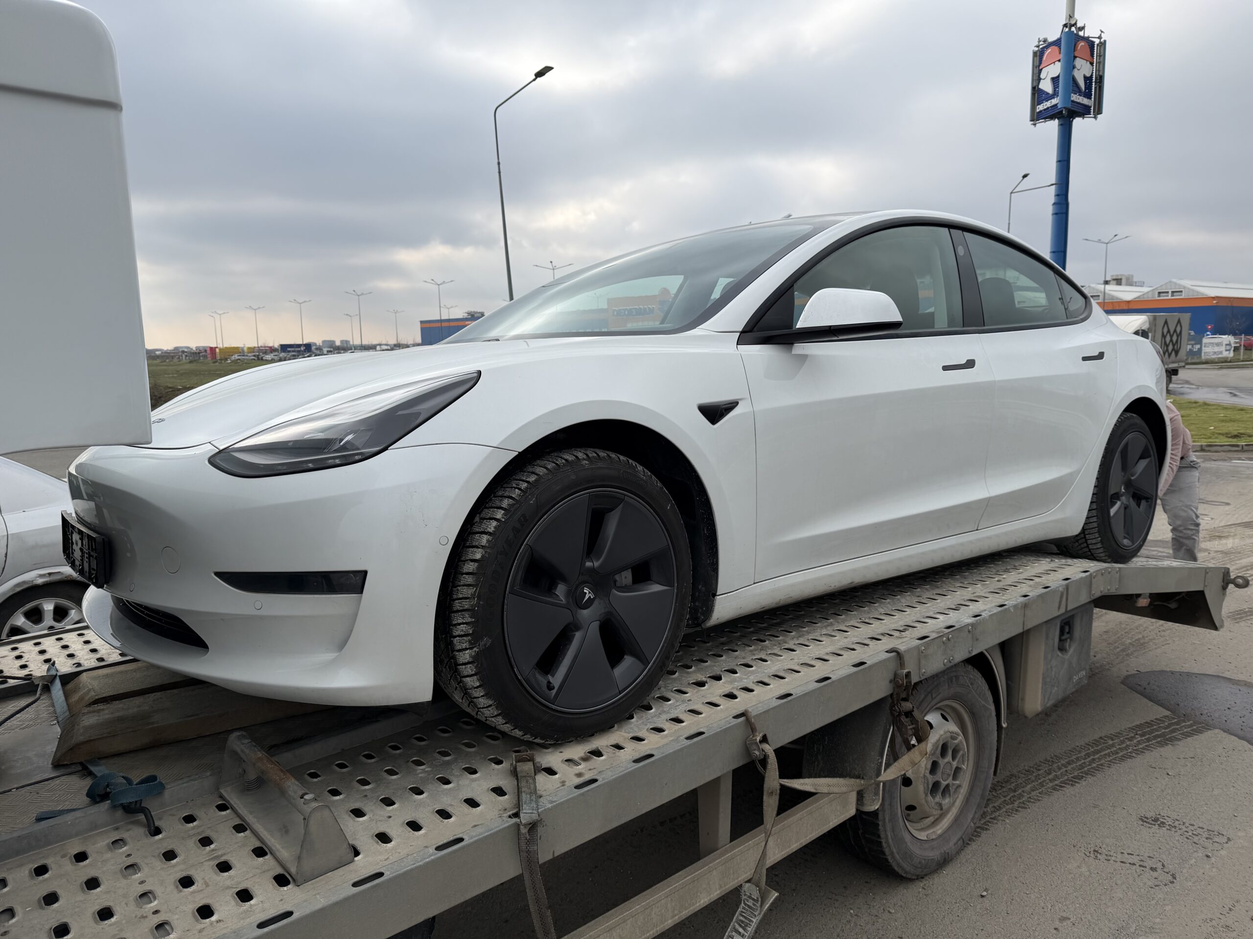 Tesla Model 3 Facelift DualMotor Long Range AWD - Image 28