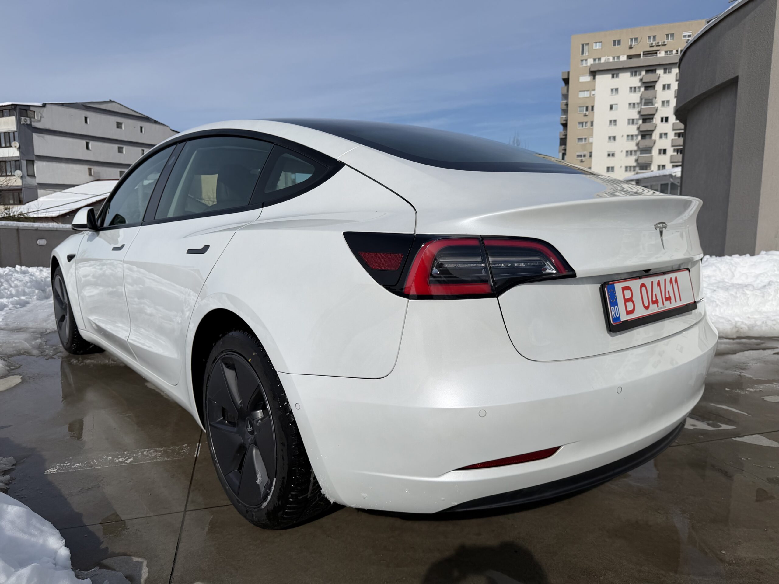 Tesla Model 3 Facelift DualMotor Long Range AWD - Image 4