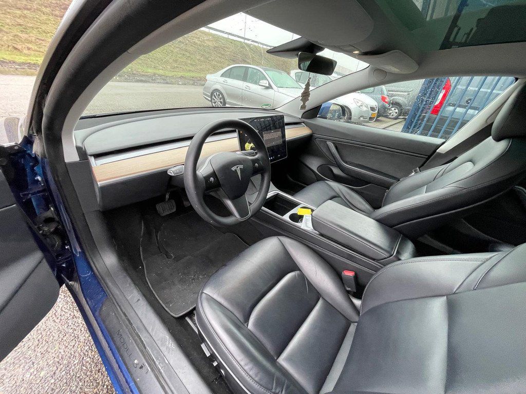 Tesla Model 3 Facelift Long Range AWD - Image 29