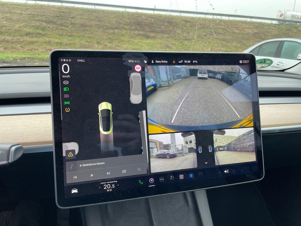 Tesla Model 3 Facelift Long Range AWD - Image 33