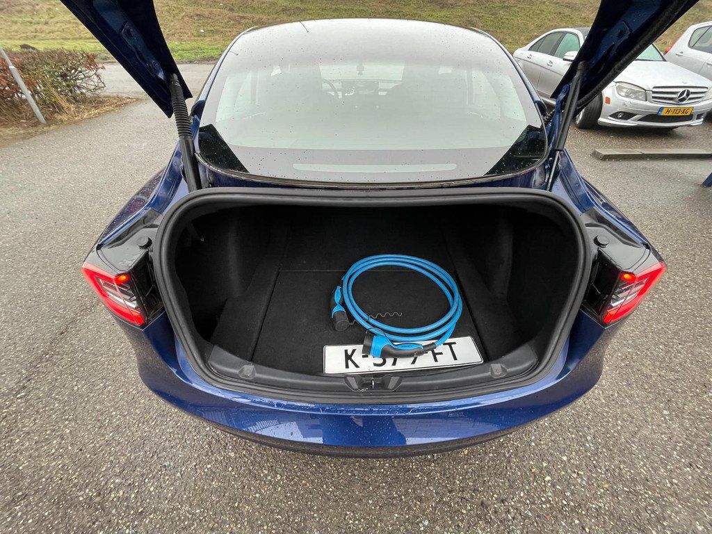 Tesla Model 3 Facelift Long Range AWD - Image 35