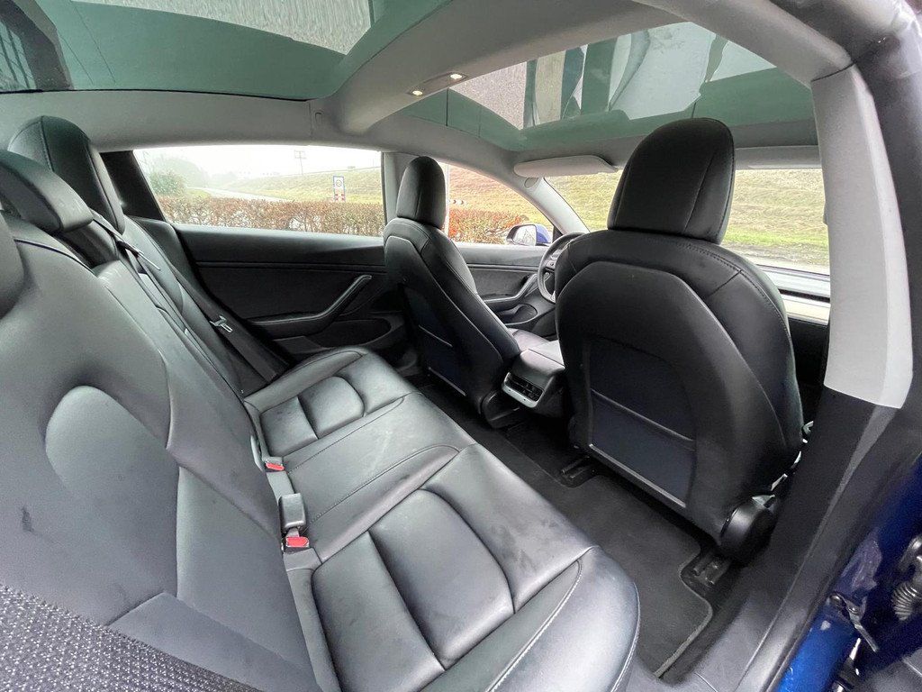 Tesla Model 3 Facelift Long Range AWD - Image 31