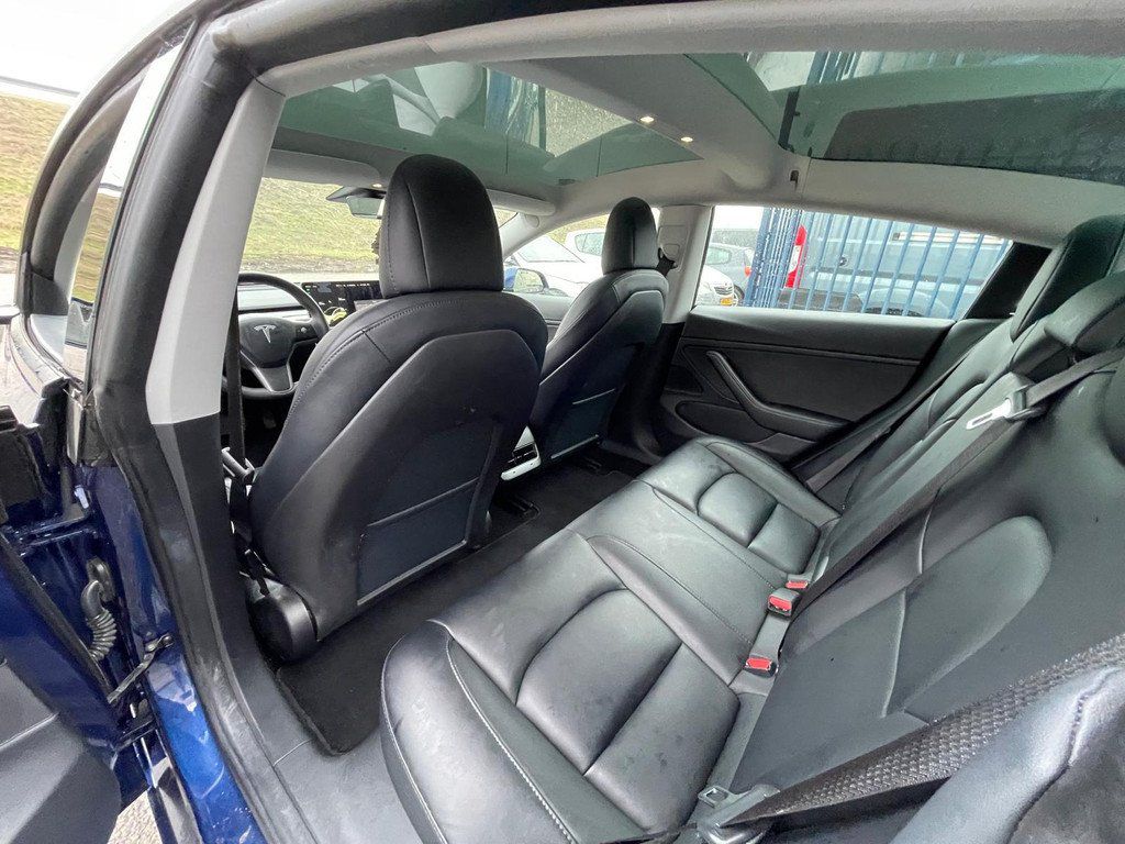 Tesla Model 3 Facelift Long Range AWD - Image 30