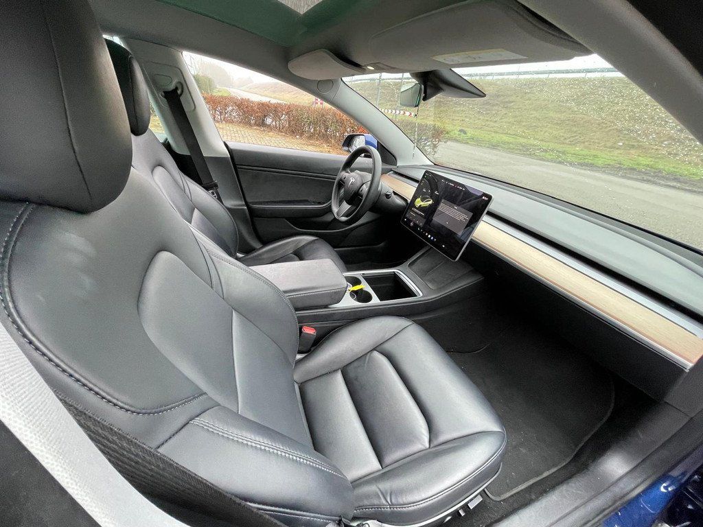 Tesla Model 3 Facelift Long Range AWD - Image 28