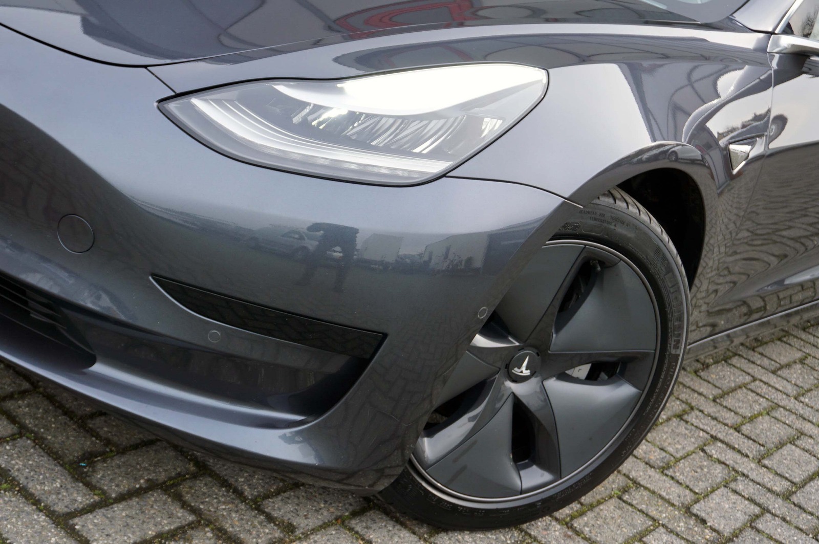 Tesla Model 3 StandardRange - Image 8
