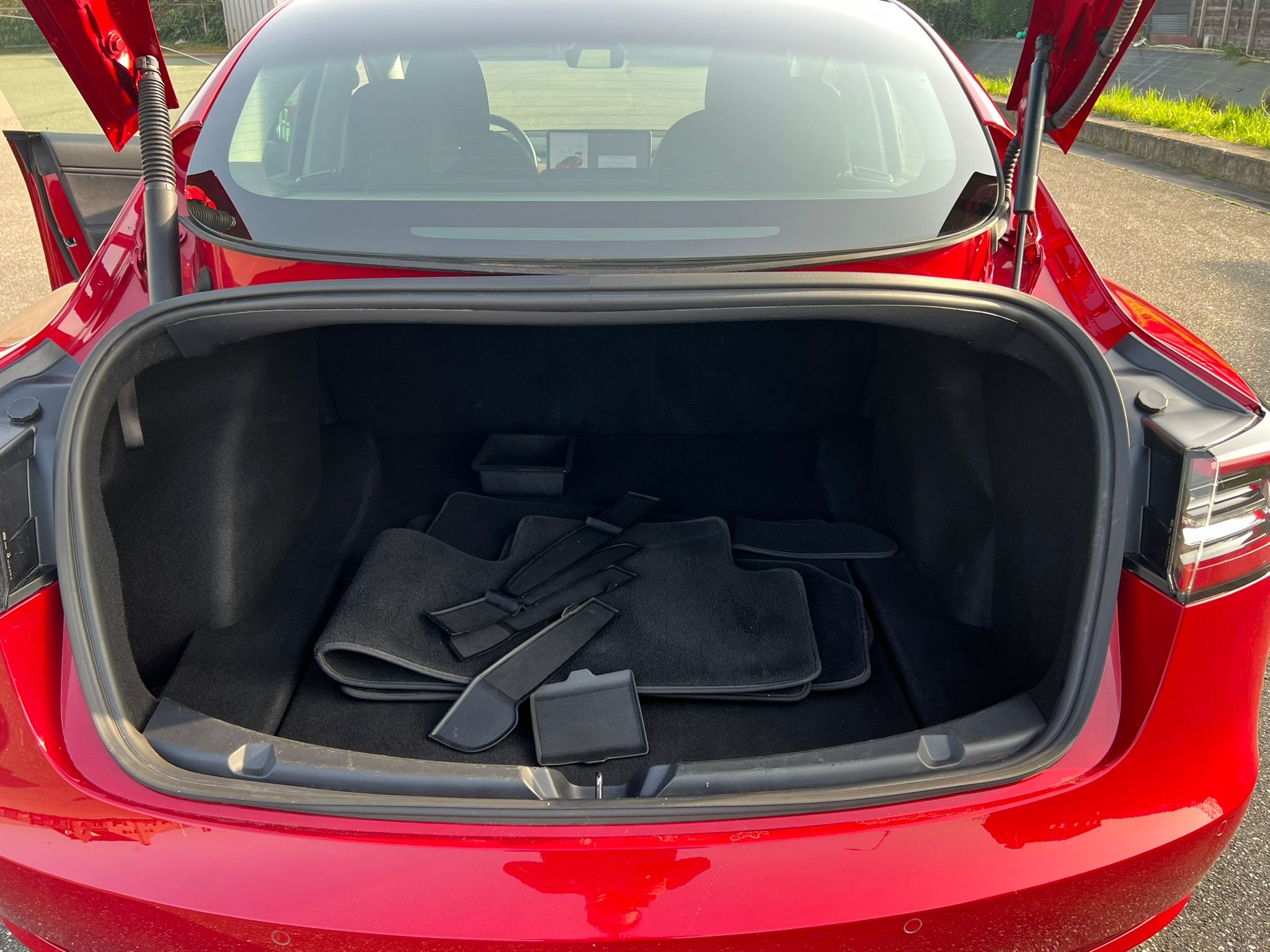 Tesla Model 3 Facelift DualMotor LongRange AWD - Image 32