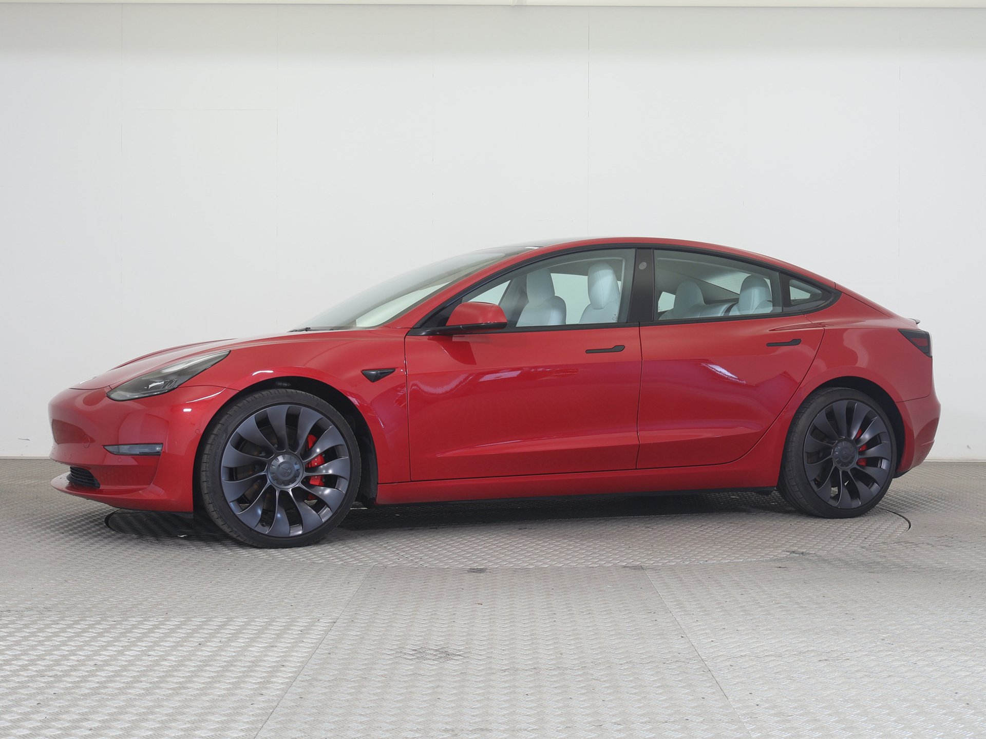 Tesla Model 3 Facelift Performance 520hp Full Self Driving Capability - Image 50