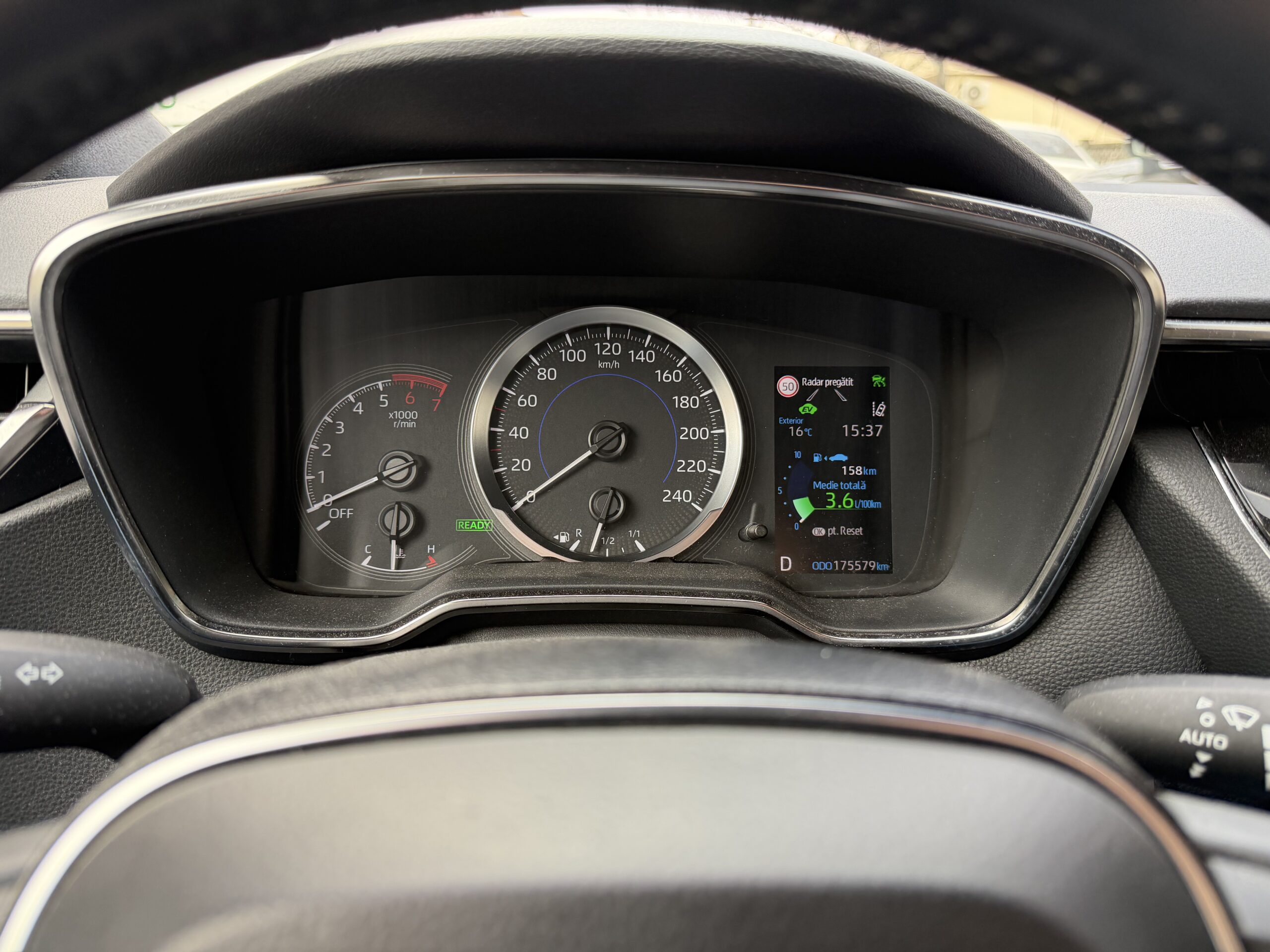 Toyota Corolla Touring Sports Hybrid - Image 10