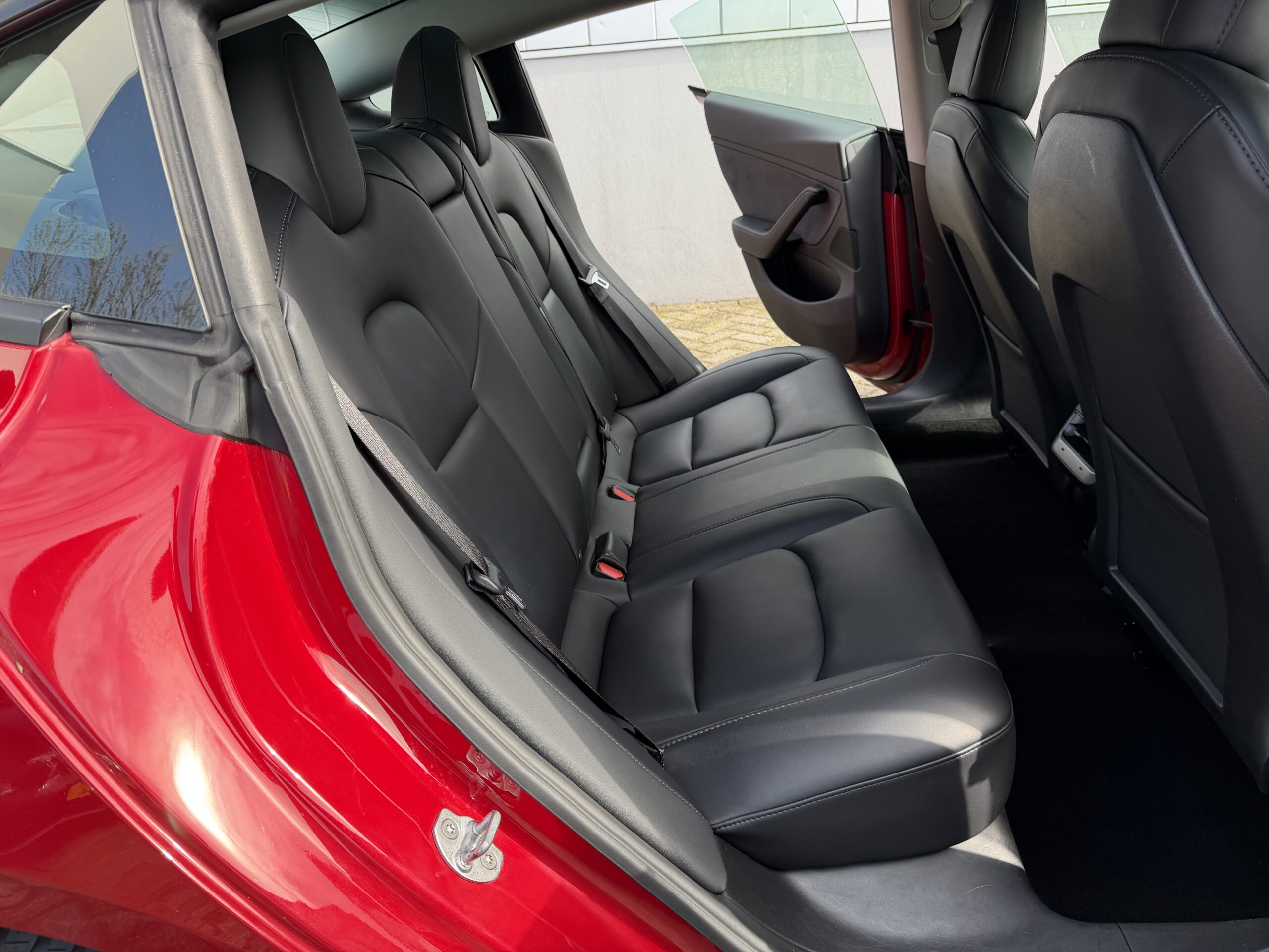 Tesla Model 3 Facelift DualMotor LongRange AWD - Image 16