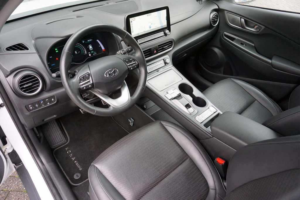 Hyundai KONA Premium - Image 34
