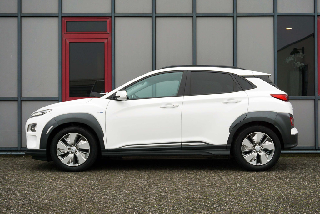 Hyundai KONA Premium - Image 6