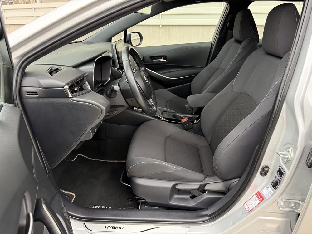 Toyota Corolla Touring Sports Hybrid - Image 11