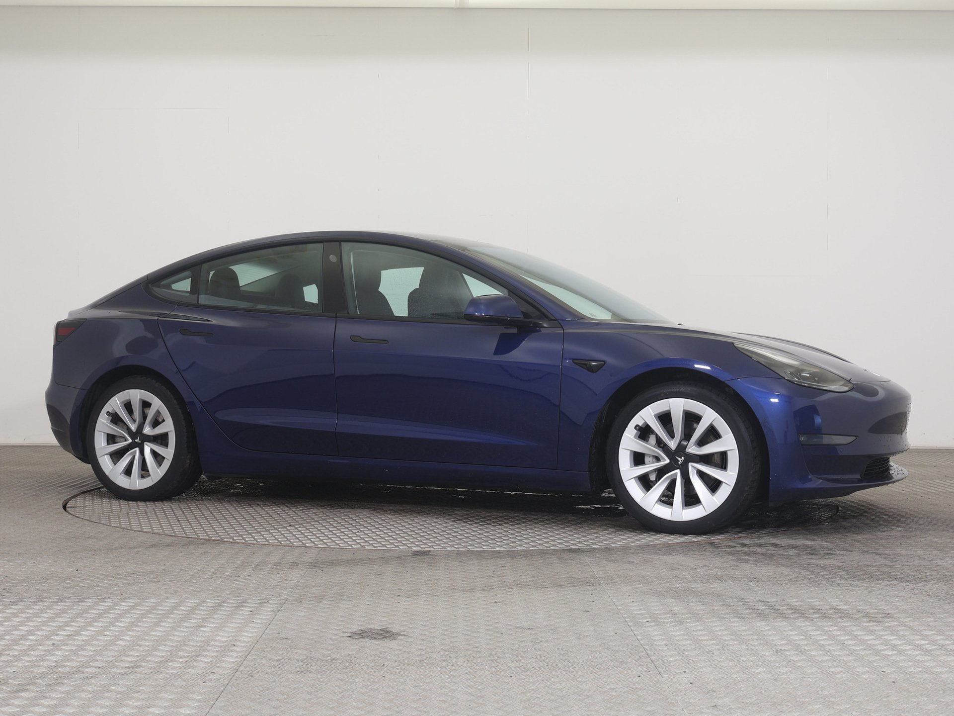 Tesla Model 3 Facelift DualMotor LongRange AWD - Image 5