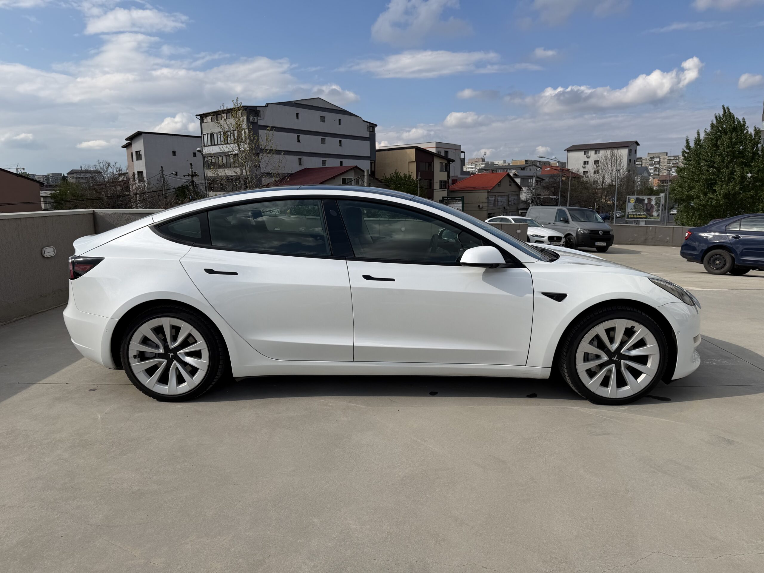 Tesla Model 3 Facelift DualMotor LongRange AWD - Image 8