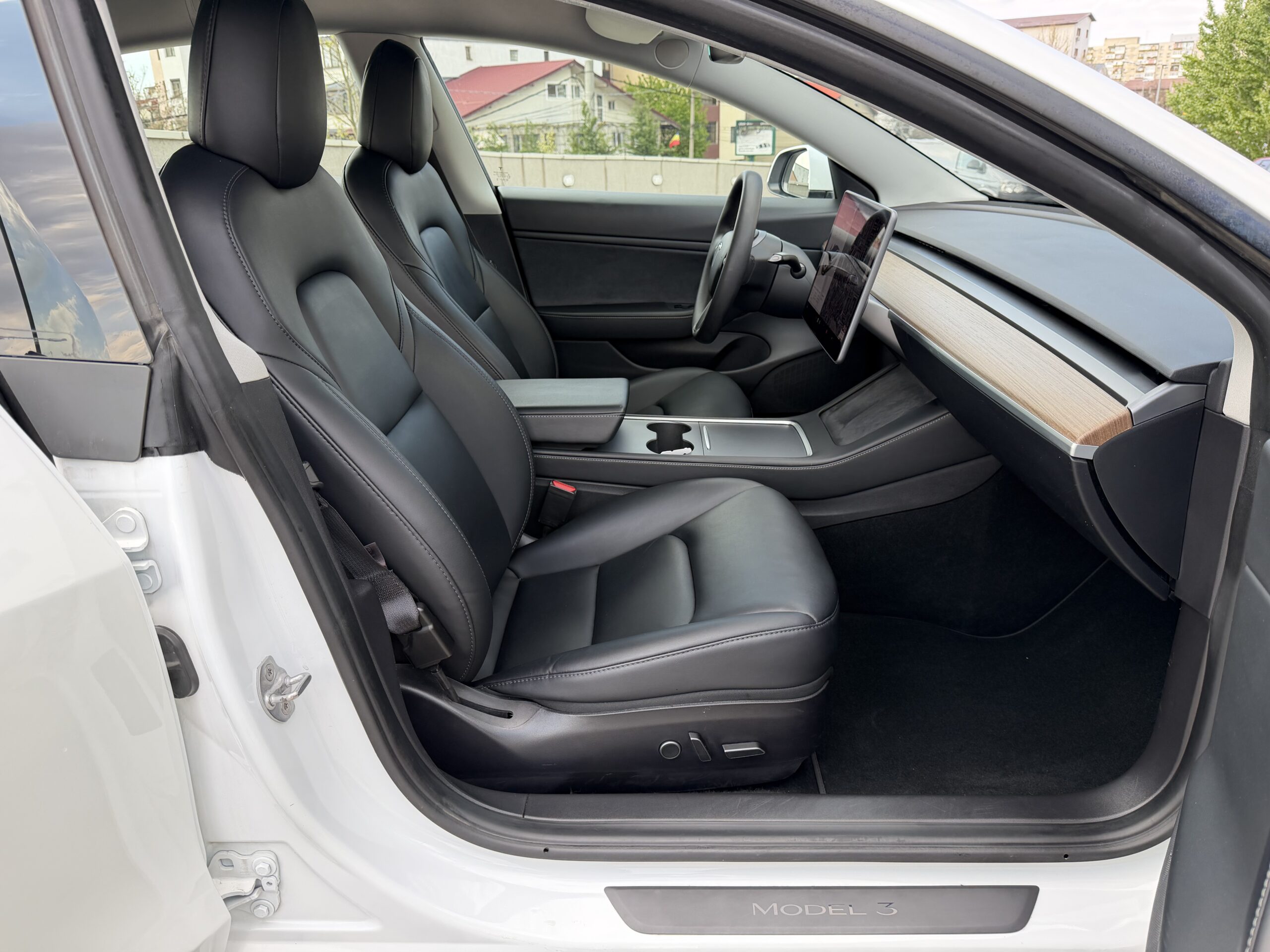 Tesla Model 3 Facelift DualMotor LongRange AWD - Image 19