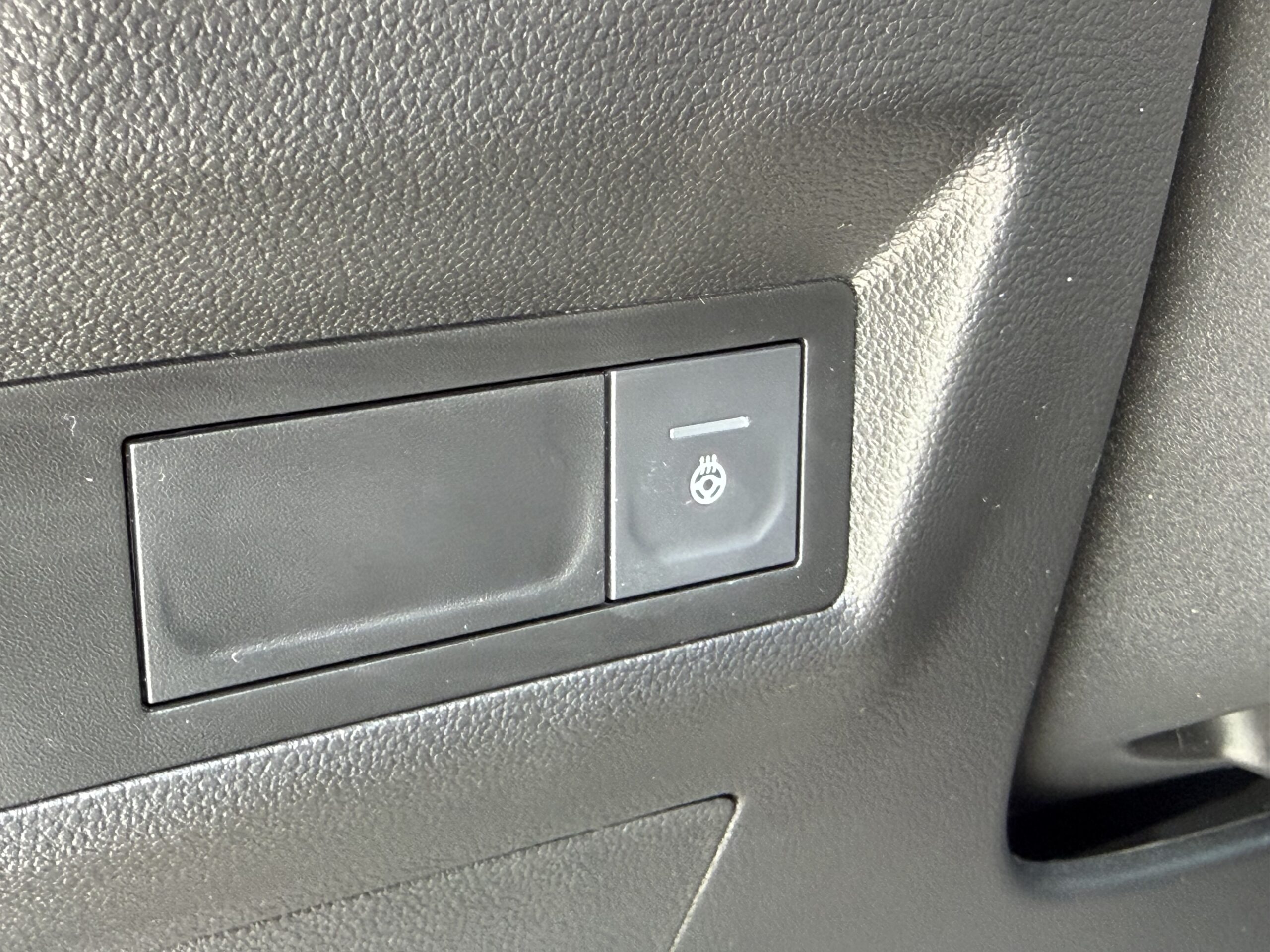 Renault Captur E-Tech Engineered - Image 41