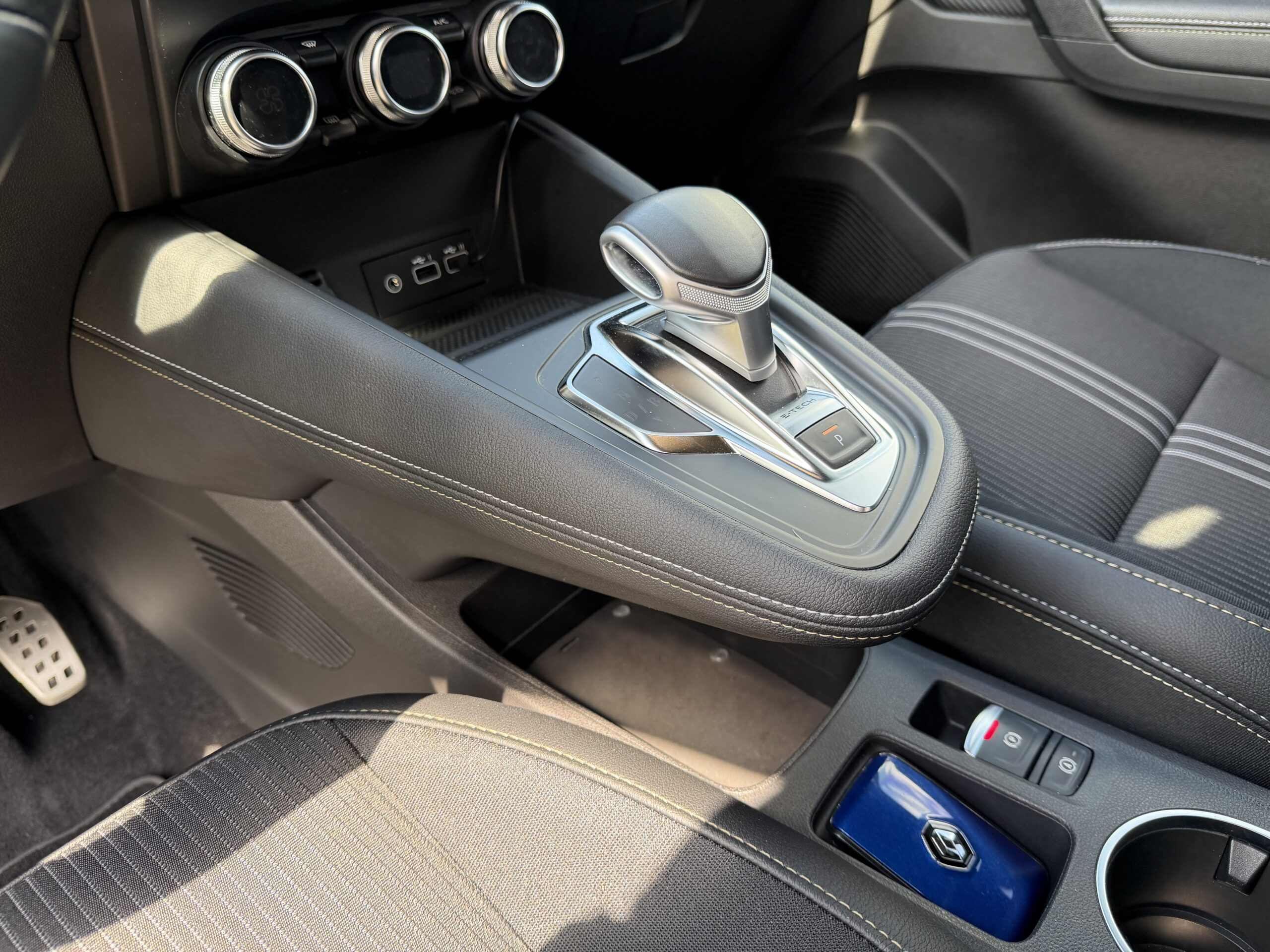 Renault Captur E-Tech Engineered - Image 31
