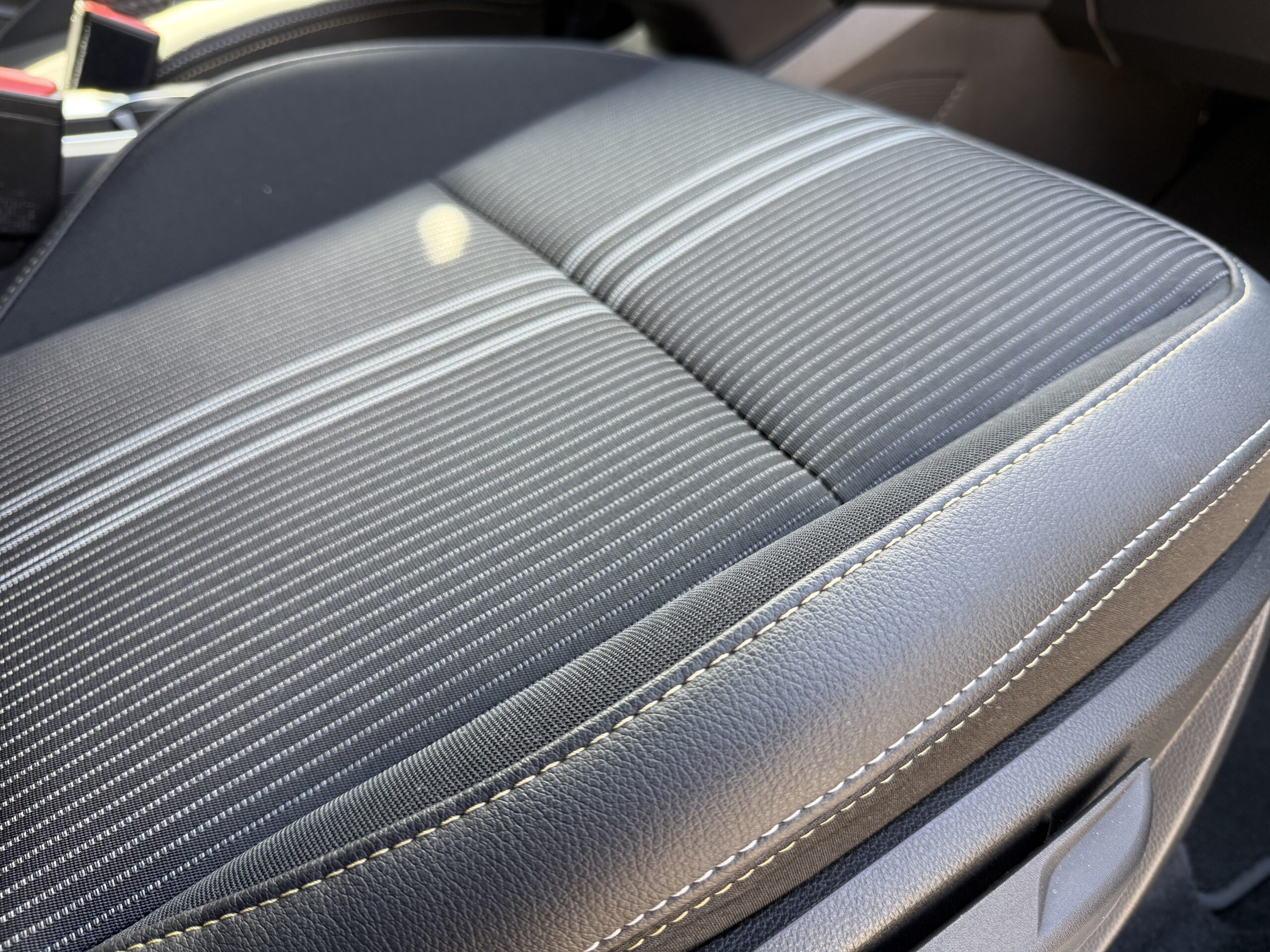 Renault Captur E-Tech Engineered - Image 21