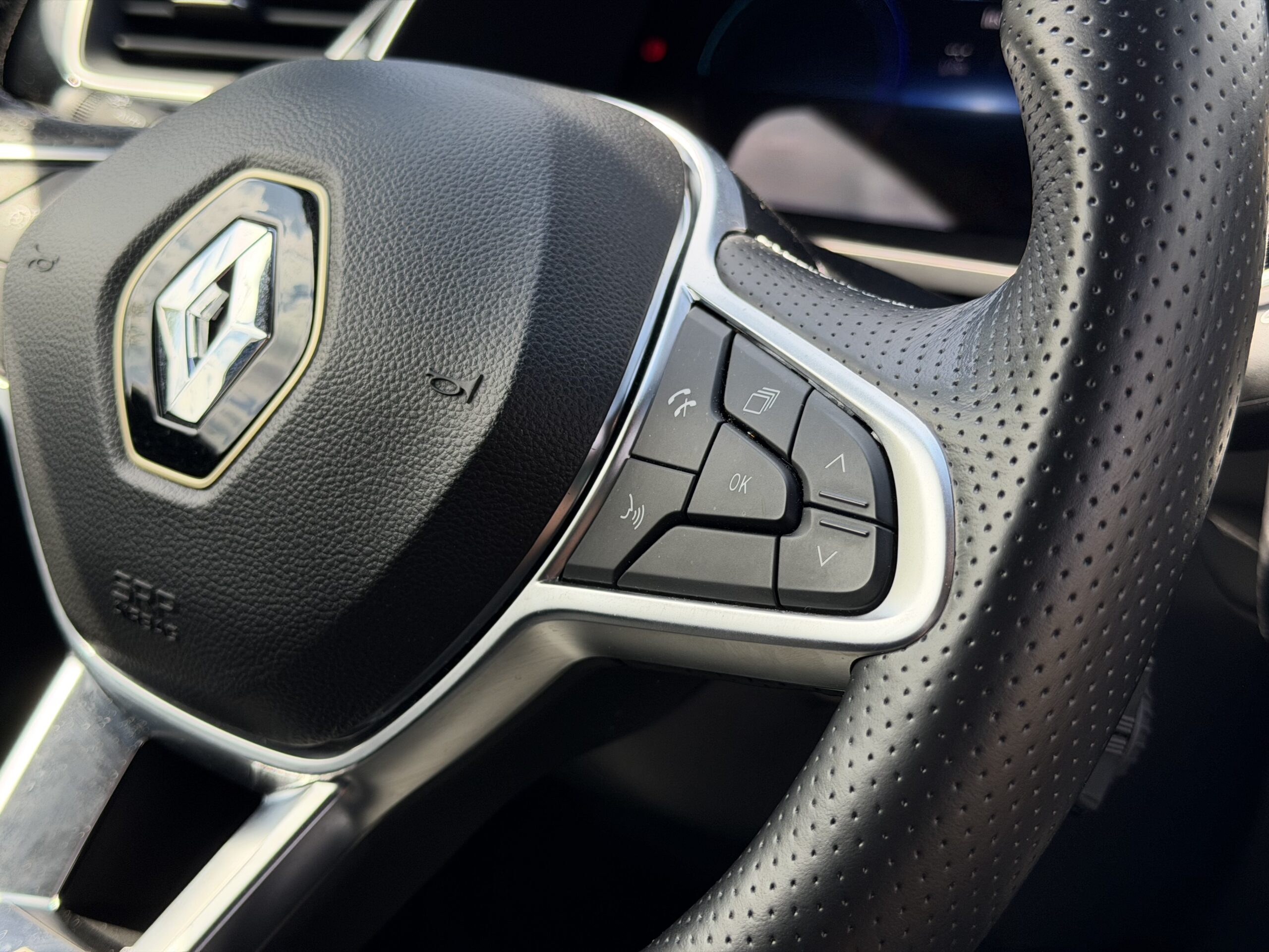 Renault Captur E-Tech Engineered - Image 26