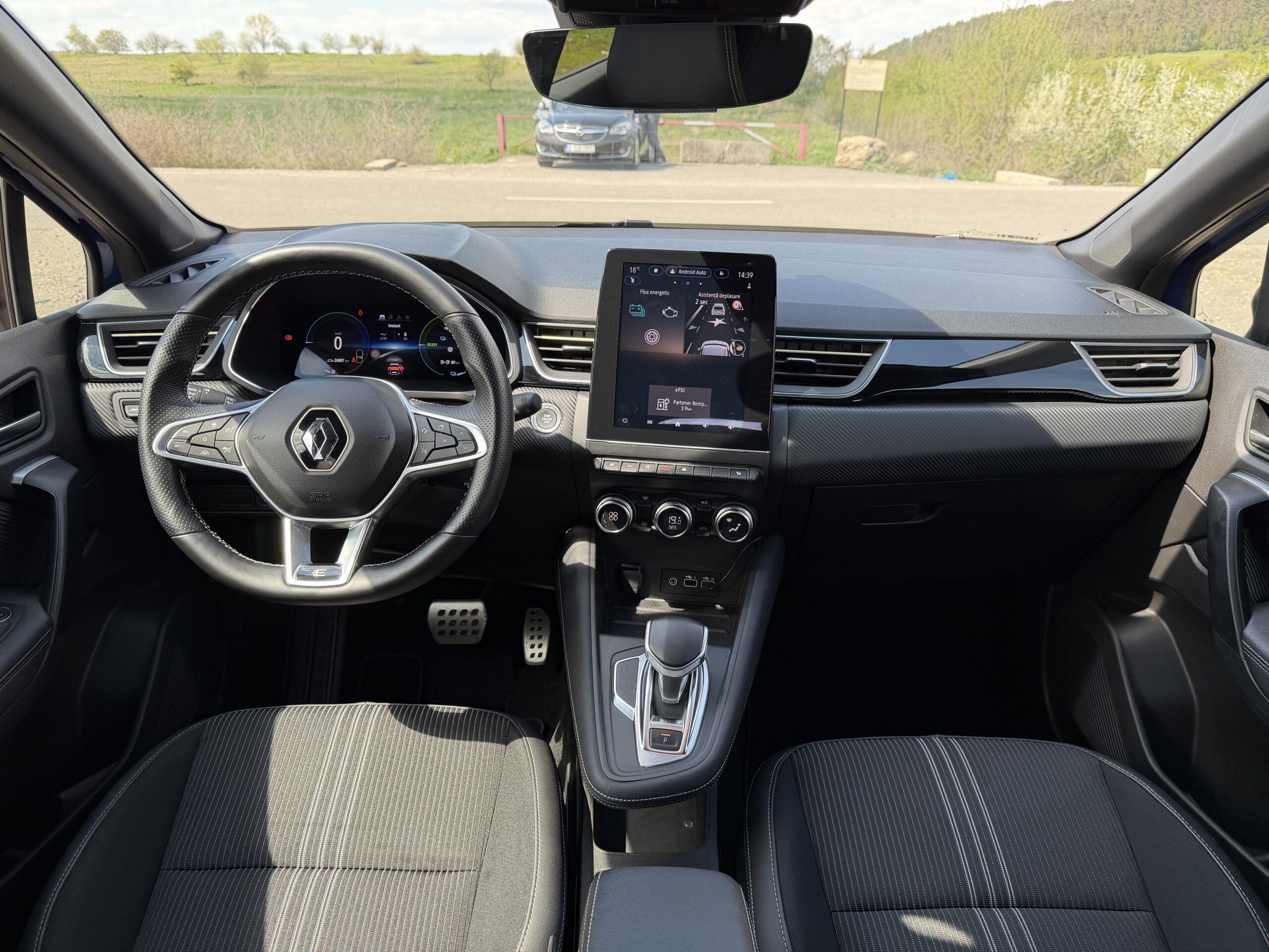 Renault Captur E-Tech Engineered - Image 19