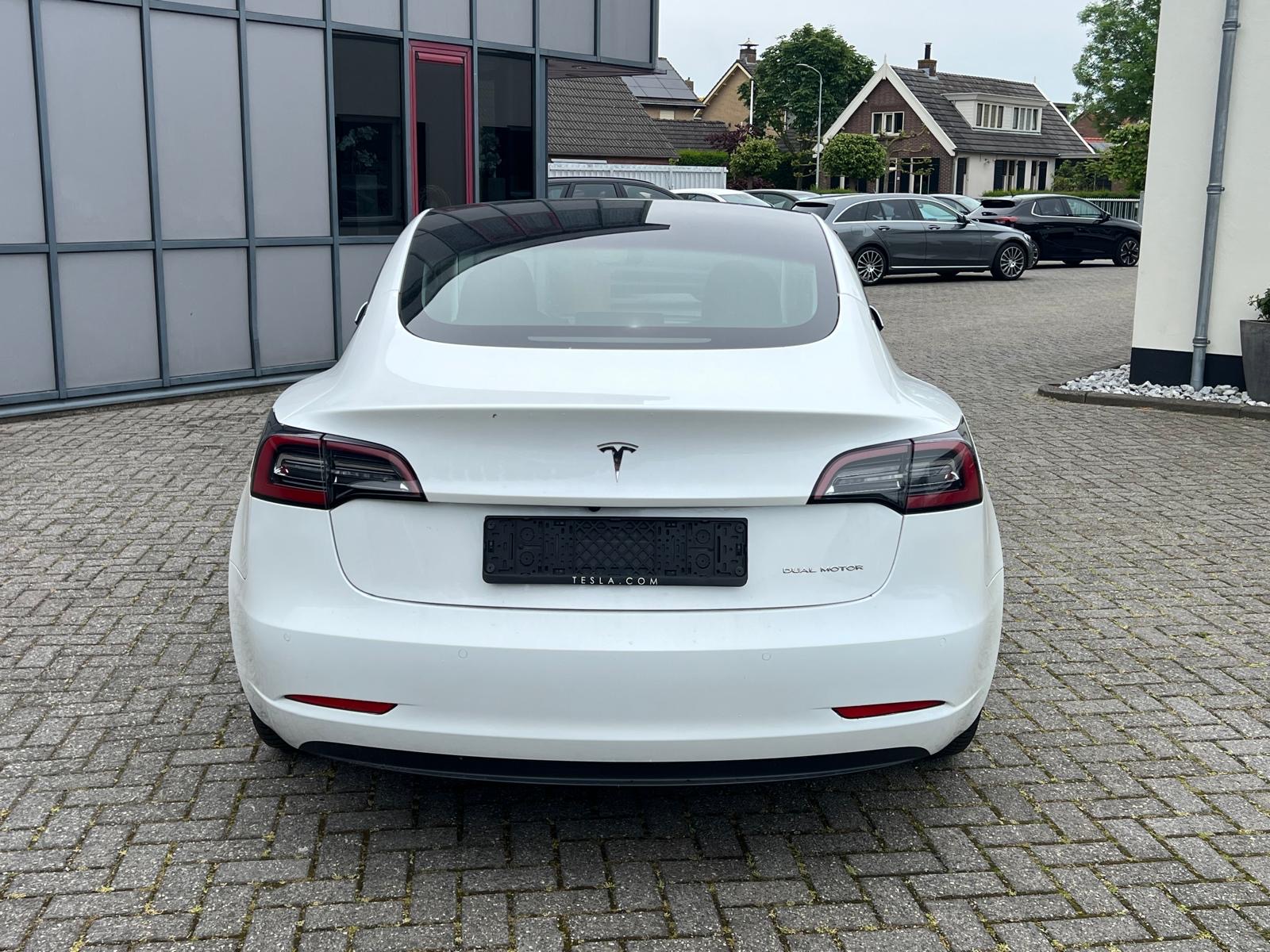 Tesla Model 3 DualMotor LongRange AWD *Enchanced Autopilot - Image 5
