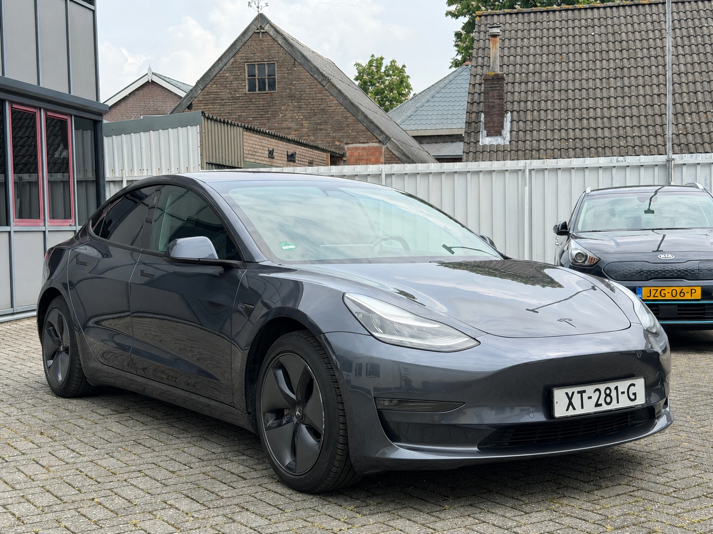 Tesla Model 3 DualMotor LongRange AWD - Image 3