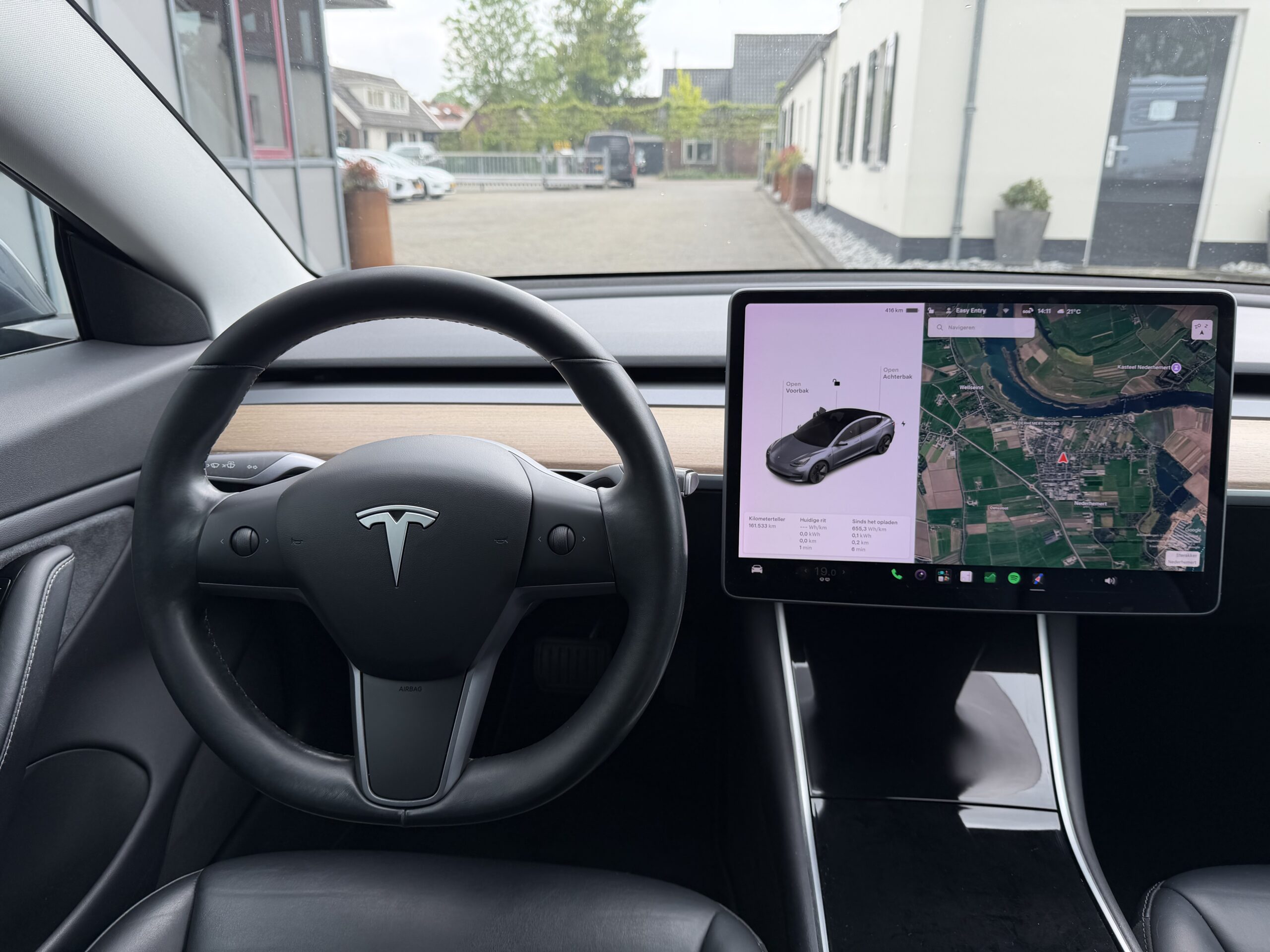 Tesla Model 3 DualMotor LongRange AWD - Image 14