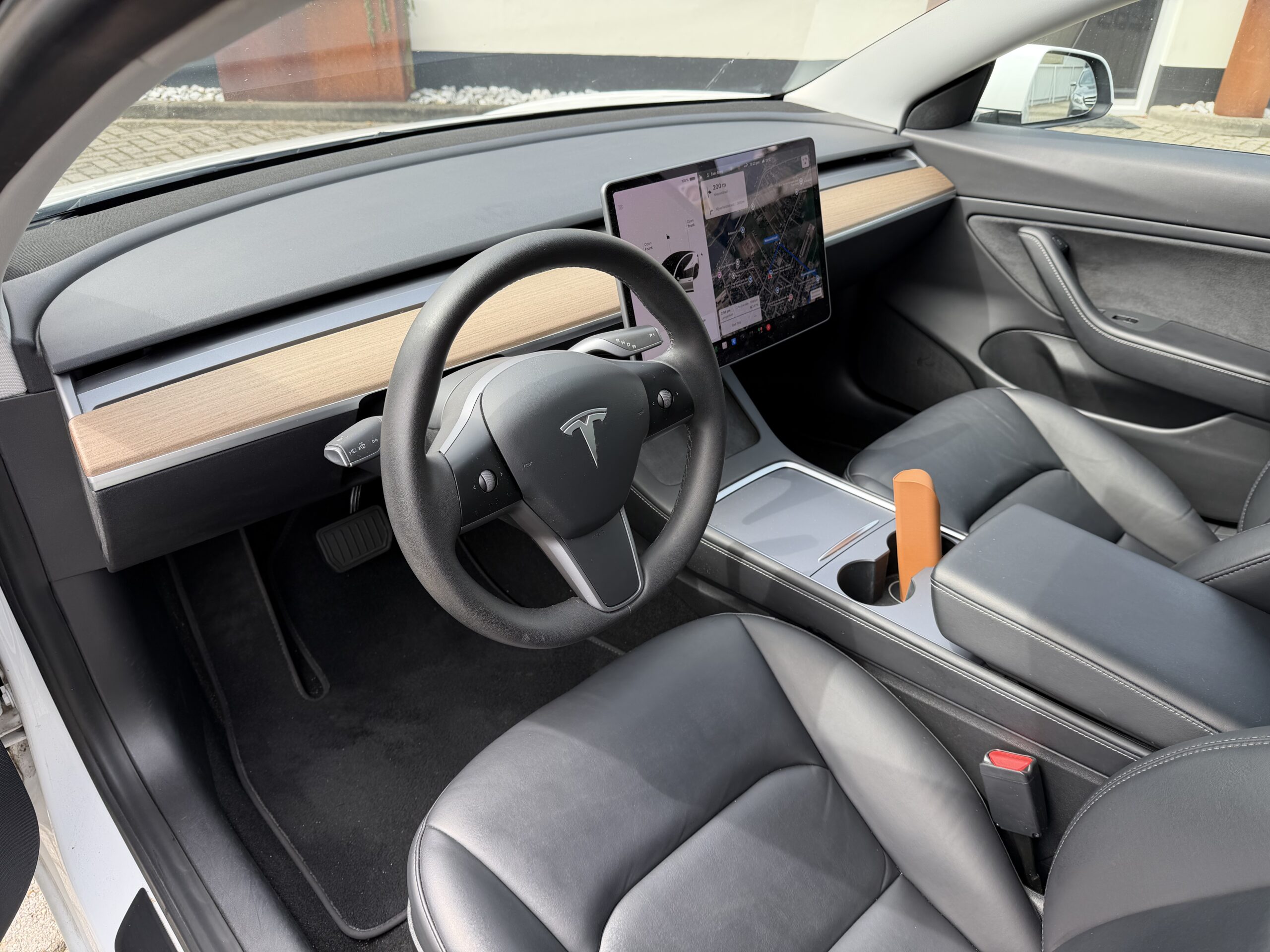 Tesla Model 3 DualMotor LongRange AWD - Image 7