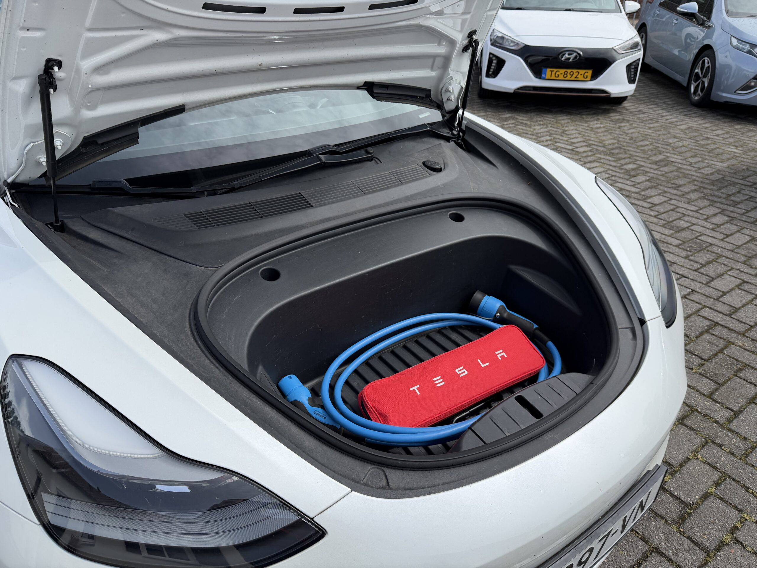 Tesla Model 3 DualMotor LongRange AWD - Image 18