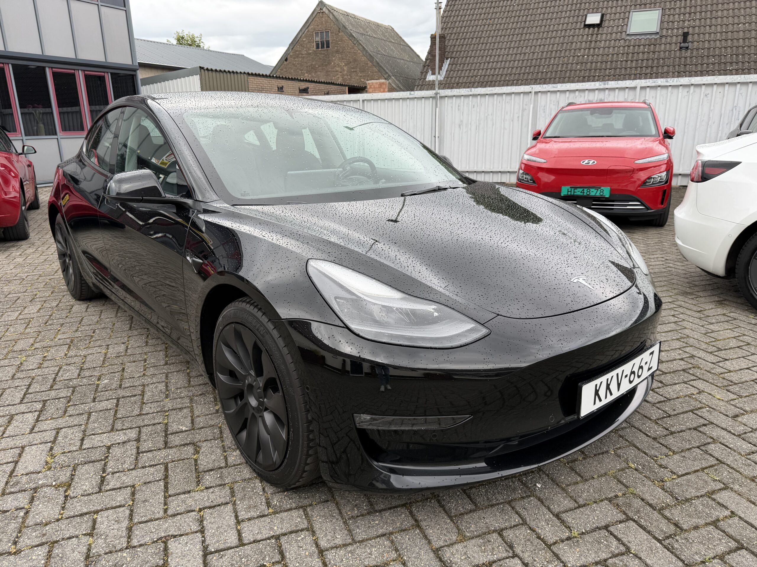 Tesla Model 3 DualMotor LongRange AWD - Image 3
