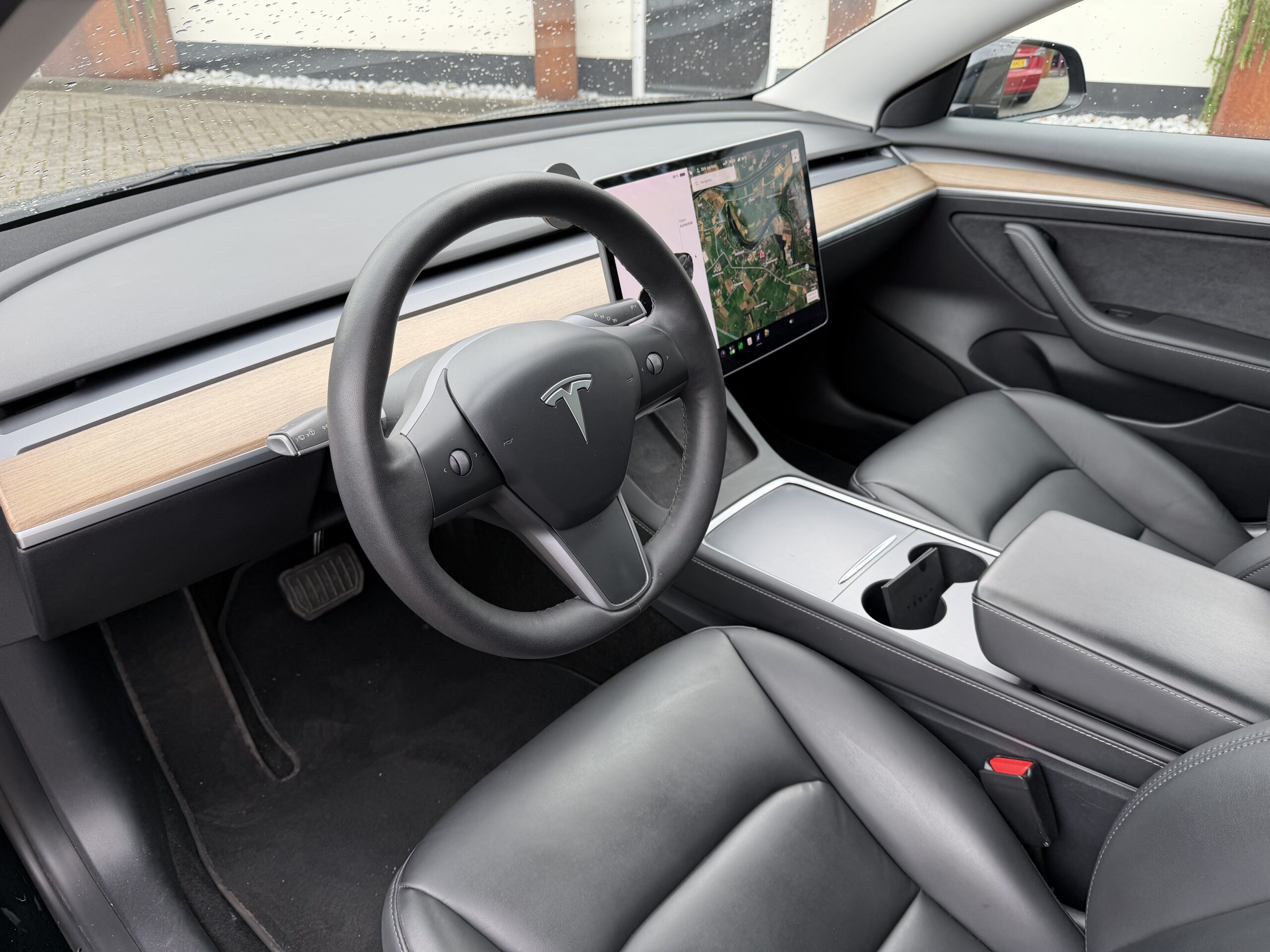 Tesla Model 3 DualMotor LongRange AWD - Image 7