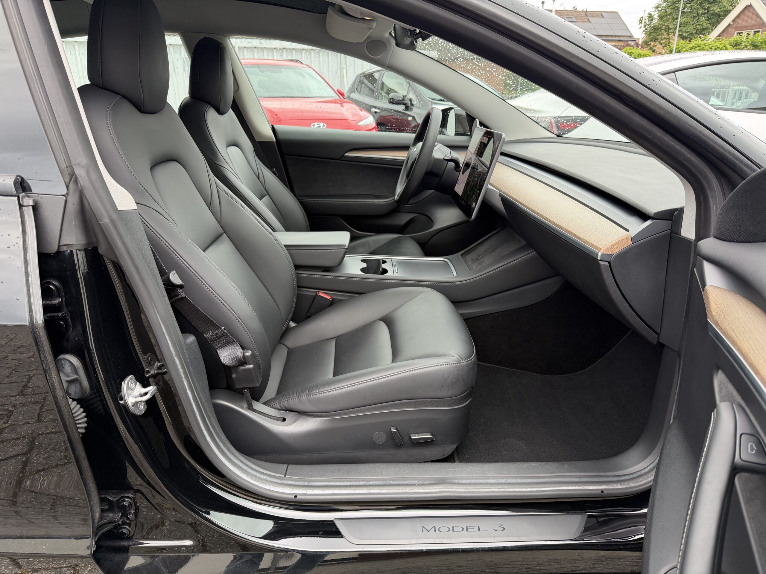 Tesla Model 3 DualMotor LongRange AWD - Image 9