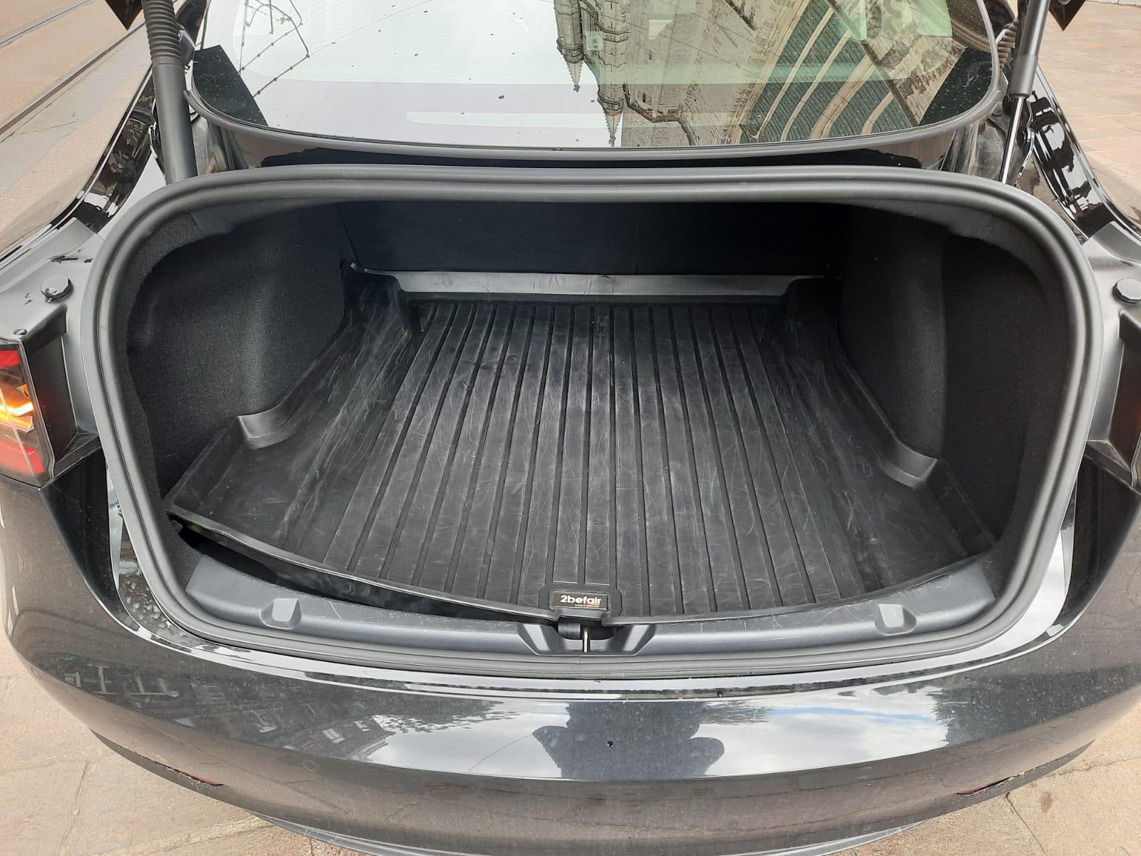 Tesla Model 3 DualMotor LongRange AWD - Image 20