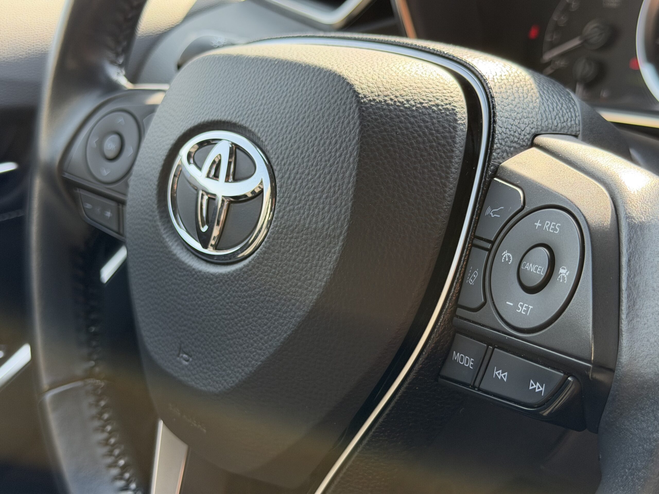 Toyota Corolla TouringSports 1.8 Hybrid - Image 18