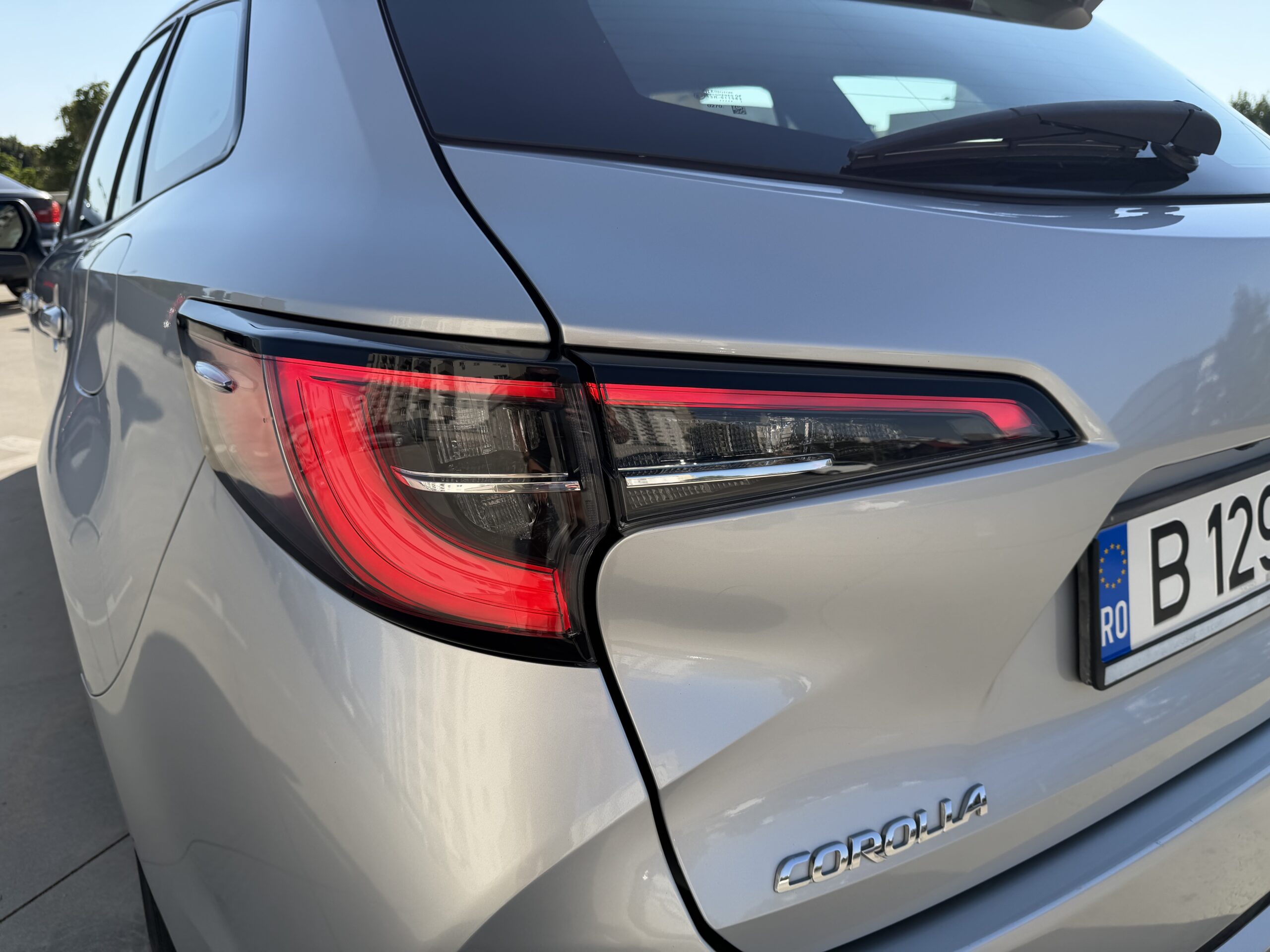 Toyota Corolla TouringSports 1.8 Hybrid - Image 7