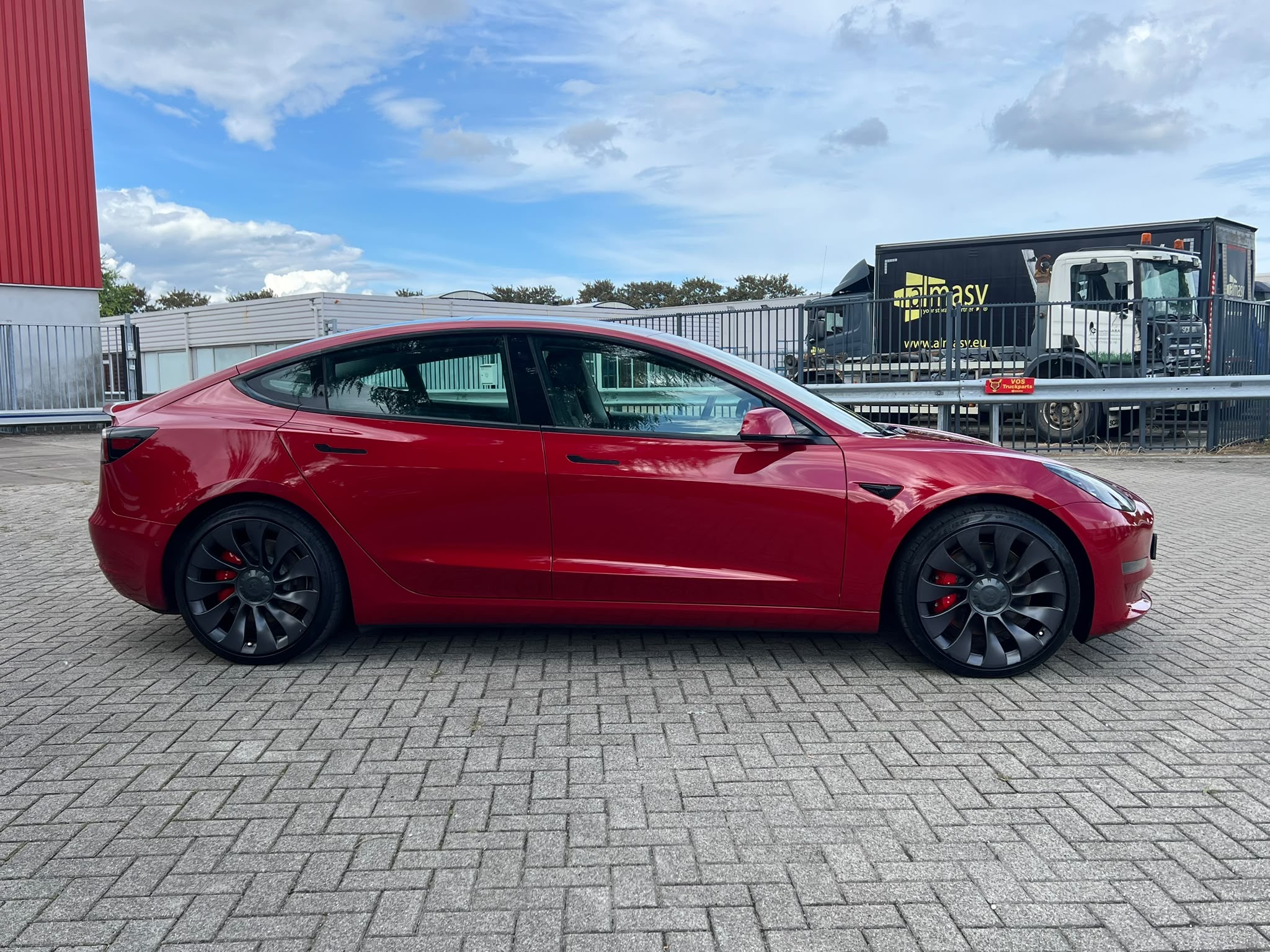 Tesla Model 3 Performance 513 hp - Image 42
