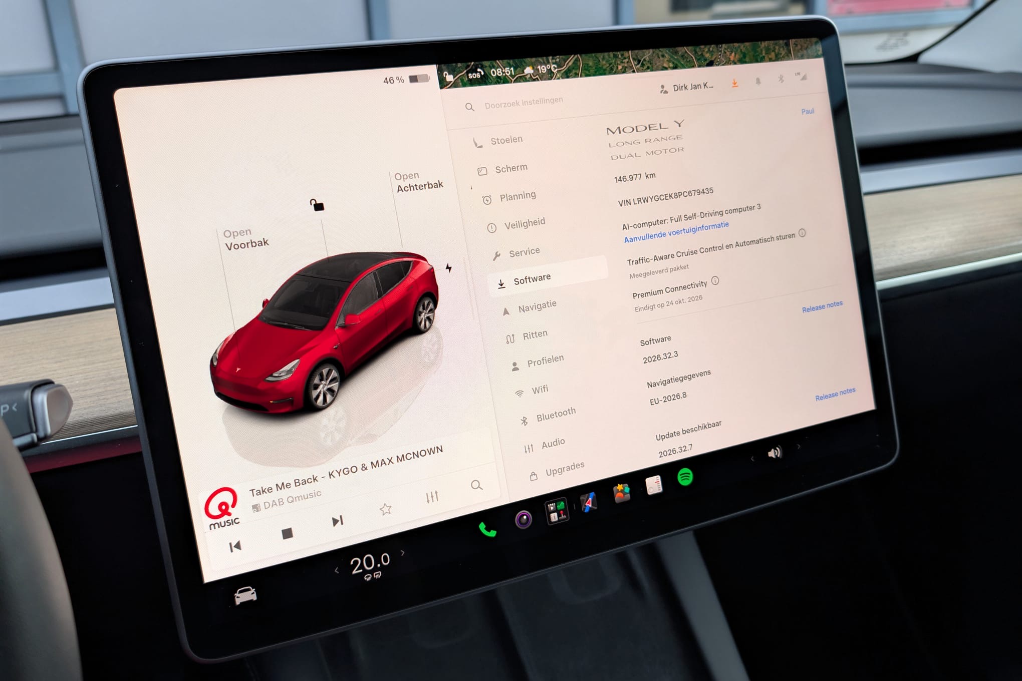 Tesla Model Y DualMotor LongRange AWD - Image 13