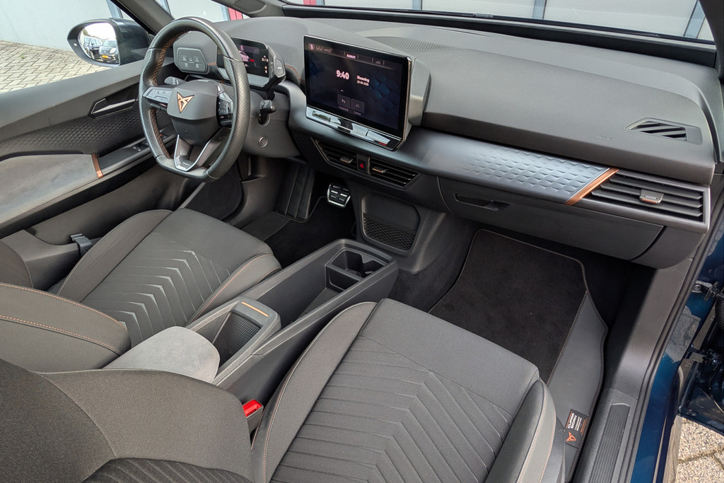 CUPRA Born Business One - Image 12