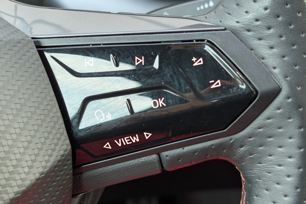CUPRA Born Business One - Image 24